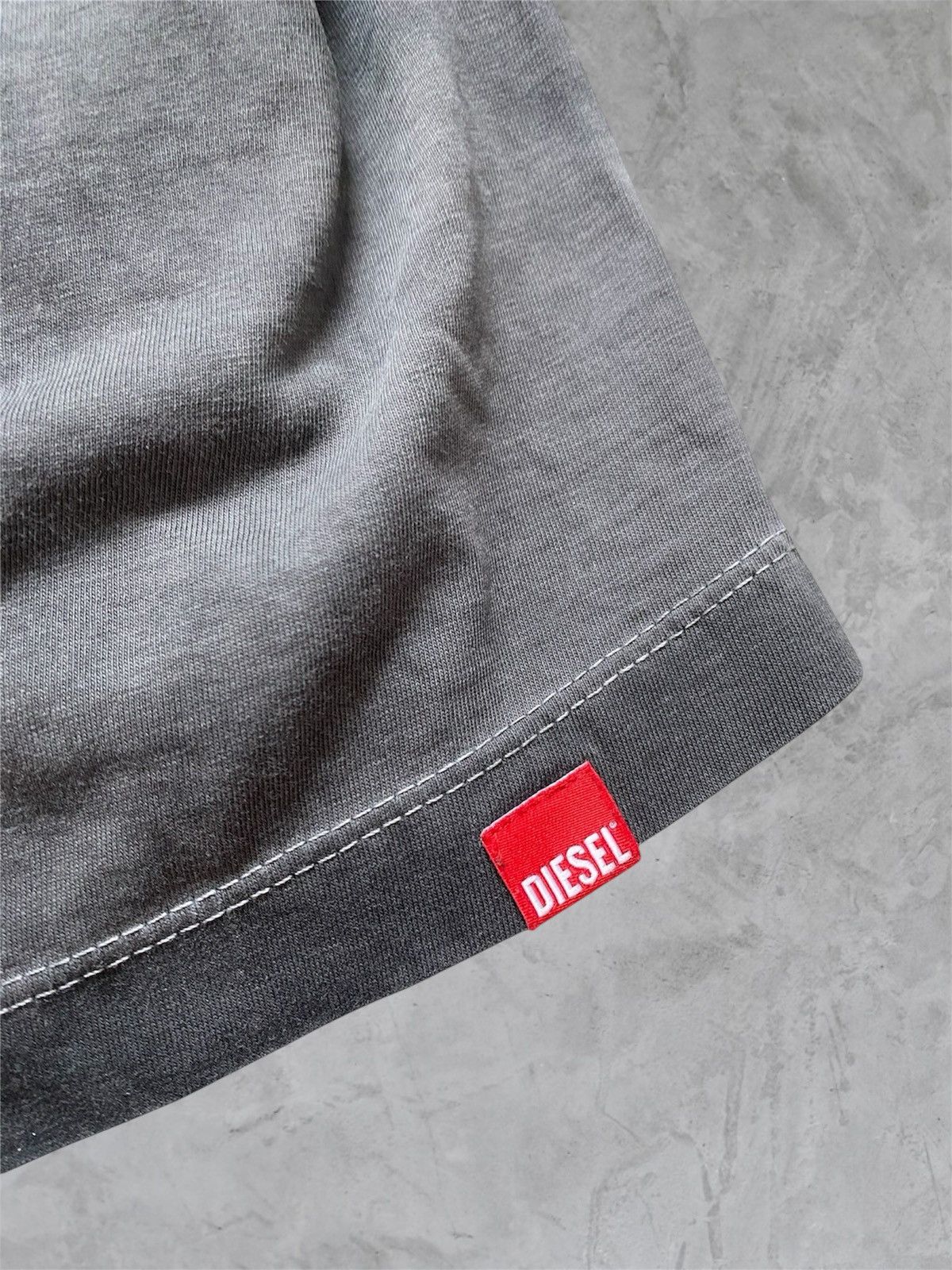 Designer Diesel T-Ashy Size US XL / EU 56 / 4 - 6 Thumbnail