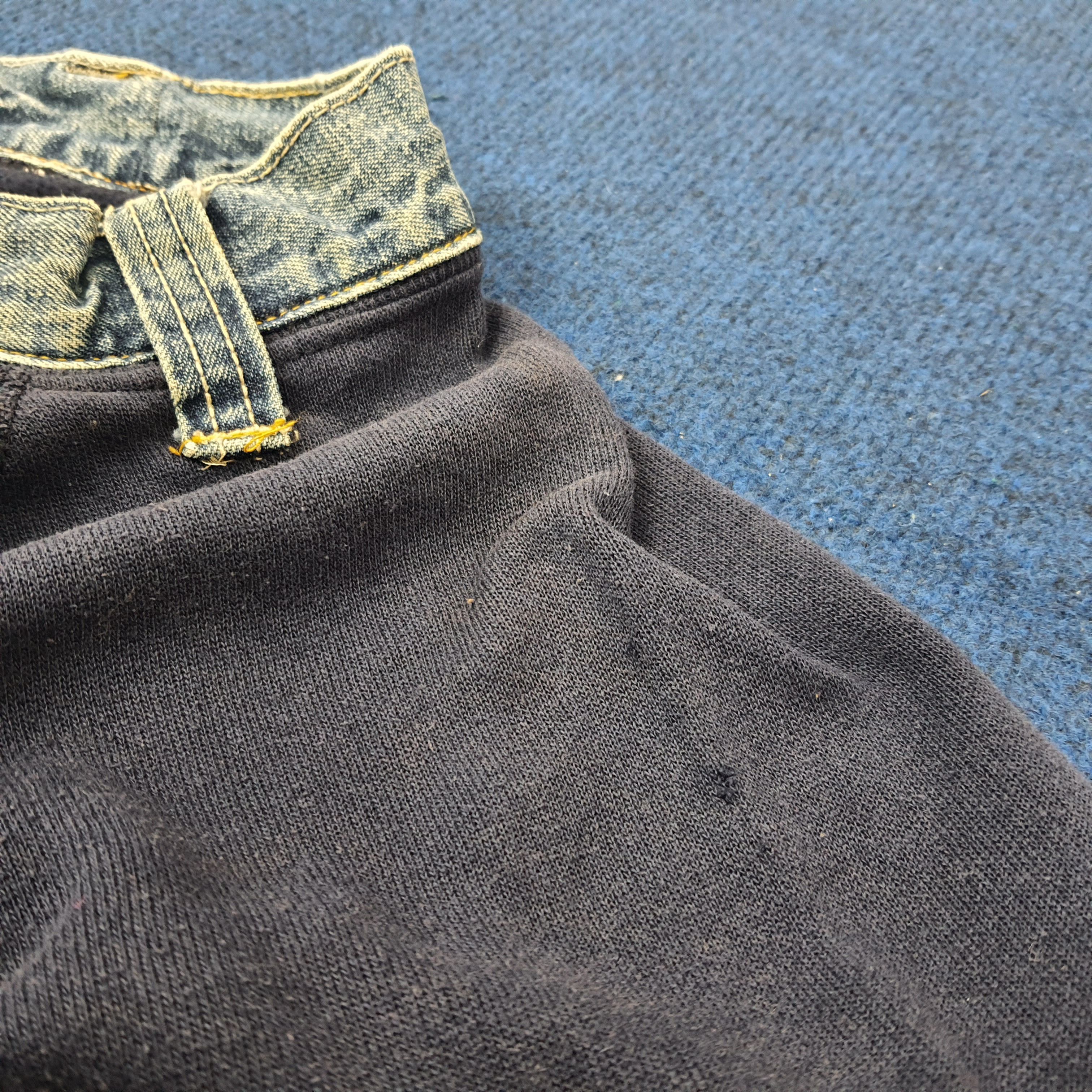 Other Vintage University of Michigan Sweatshirt C245N20 Size US L / EU 52-54 / 3 - 8 Thumbnail