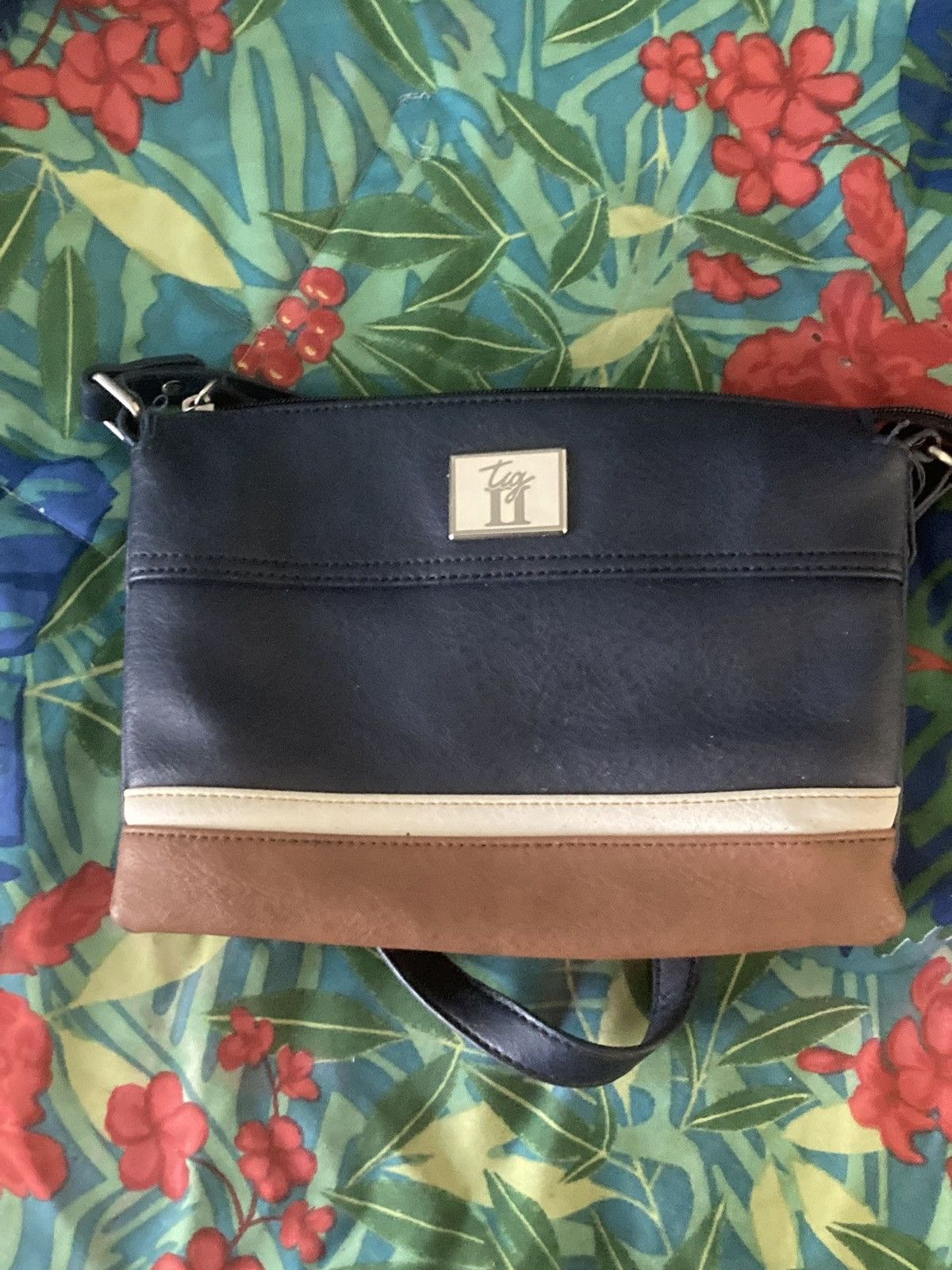 Other Stylish, Durable And Functional Purse Size ONE SIZE - 5 Thumbnail