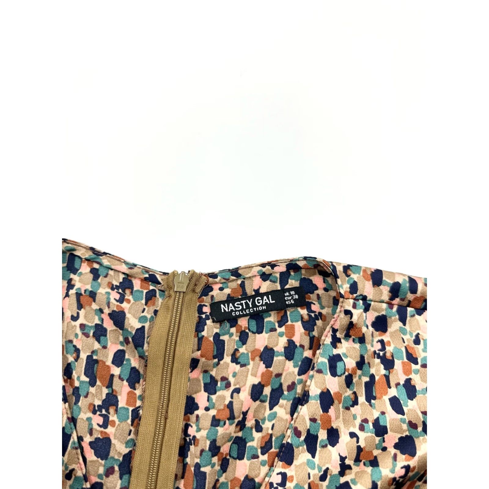 Nasty Gal Nasty Gal Dress Women’s 6 Pink Beige Green Rust V-Neck Half Sleeve Fit & Flare Knee Length No Belt Womens Size M / US 6-8 / IT 42-44 - 4 Thumbnail
