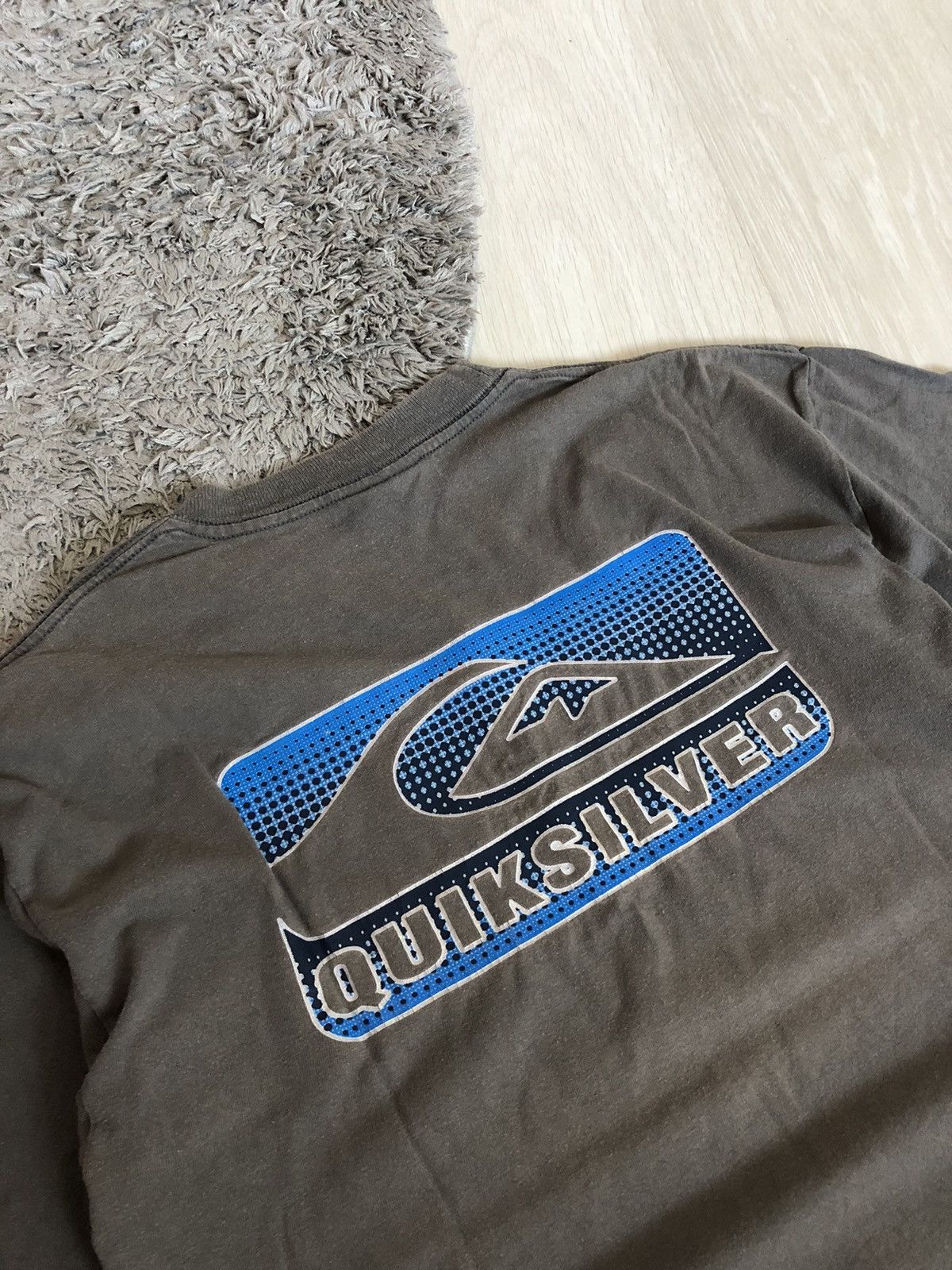 Quiksilver × Vintage Vintage Quiksilver Y2K Faded Big Logo T Shirt Made in USA Size US L / EU 52-54 / 3 - 9 Thumbnail