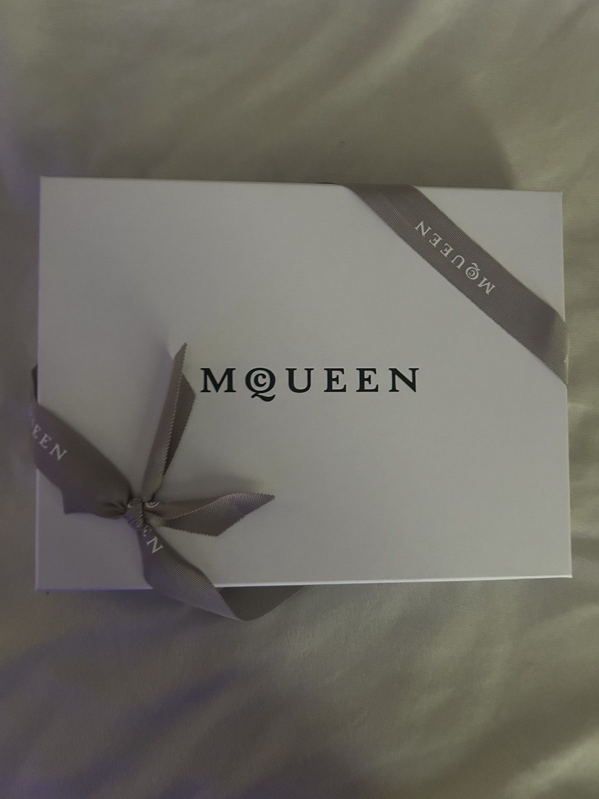 Alexander McQueen Alexander mcqueen cashmere bandana scarf skulls olive Size ONE SIZE - 2 Thumbnail