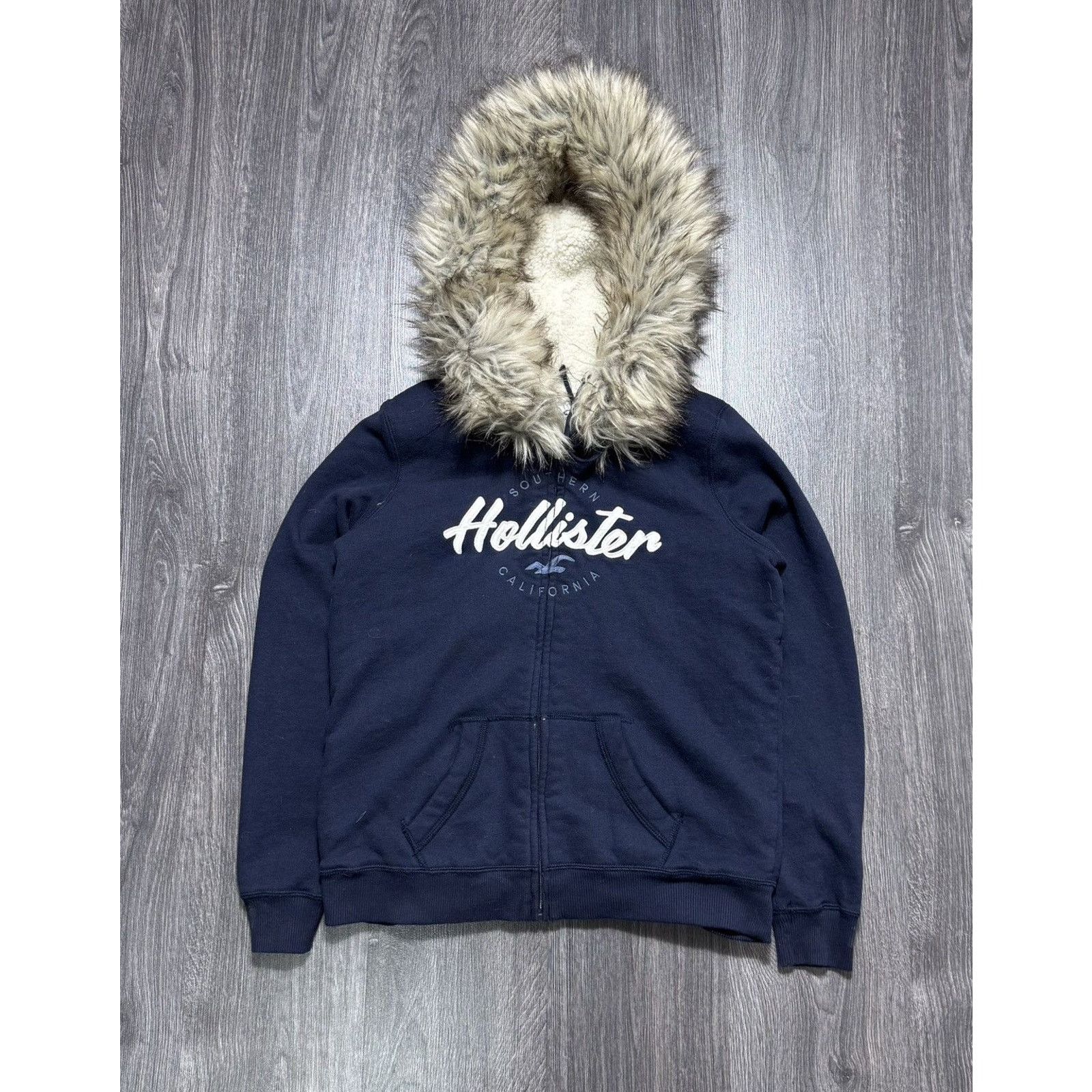 Hollister × Vintage Y2K Holister Vintage Fur Zip Up Hoodie | Grailed