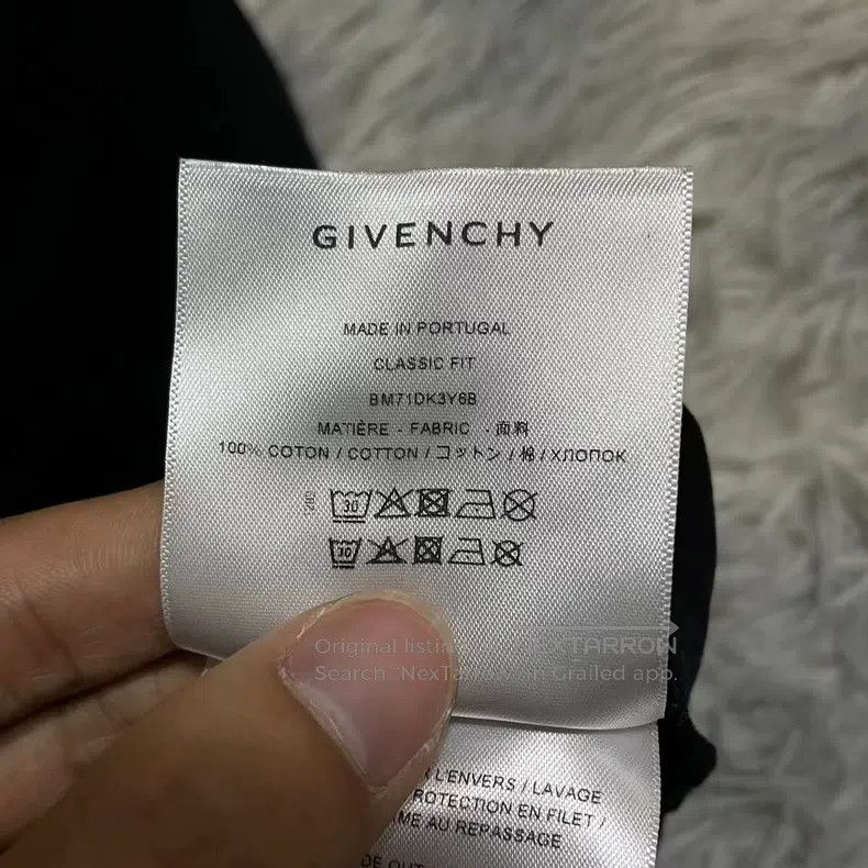 Givenchy Givenchy Letter Embroidery Logo Short-sleeve T-shirt, Blac Size US M / EU 48-50 / 2 - 7 Thumbnail
