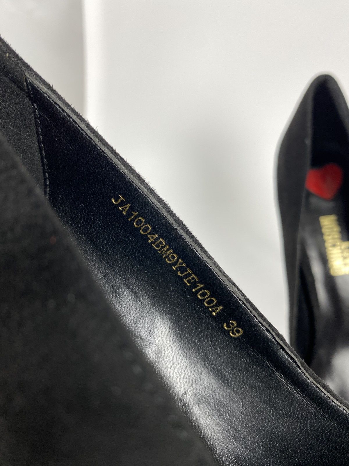Love Moschino Love Moschino Suede Heels Bow Decorated size 39 Size US 9 / IT 39 - 7 Thumbnail