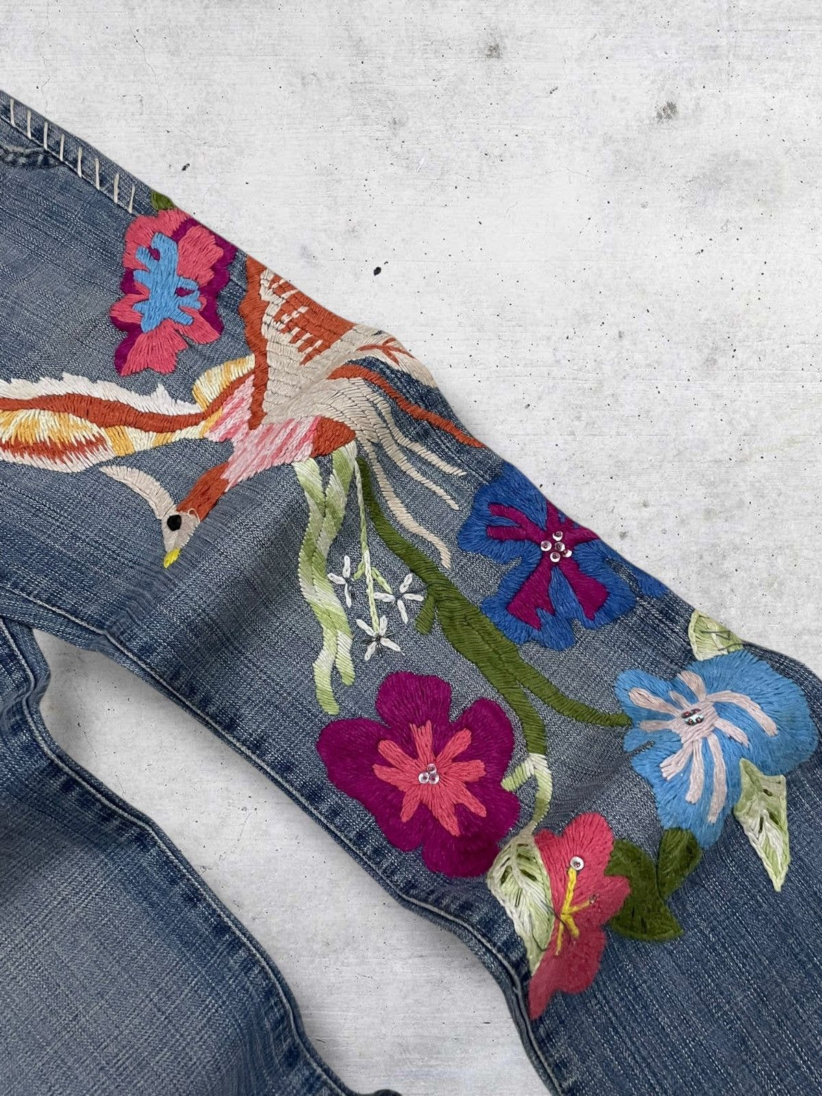 Tornado Mart VINTAGE SWITCH USA 90S OG DESIGNER EMRBOIDERED PHOENIX DENIM Size US 29 - 8 Thumbnail