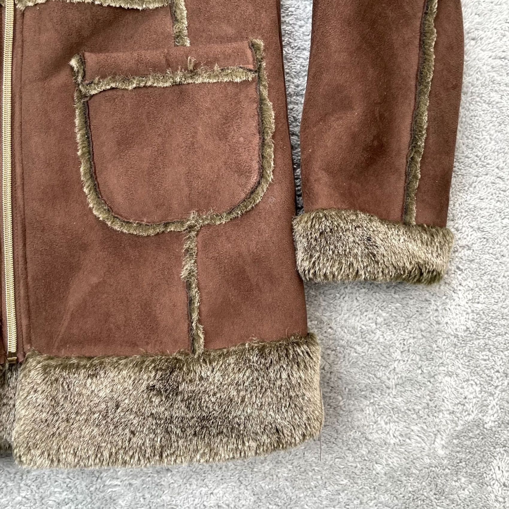 Cherokee VINTAGE Cherokee Coat Womens L Brown Faux Suede Fur Sherpa Lined Jacket Full Zip Coat Size L / US 10 / IT 46 - 2 Thumbnail