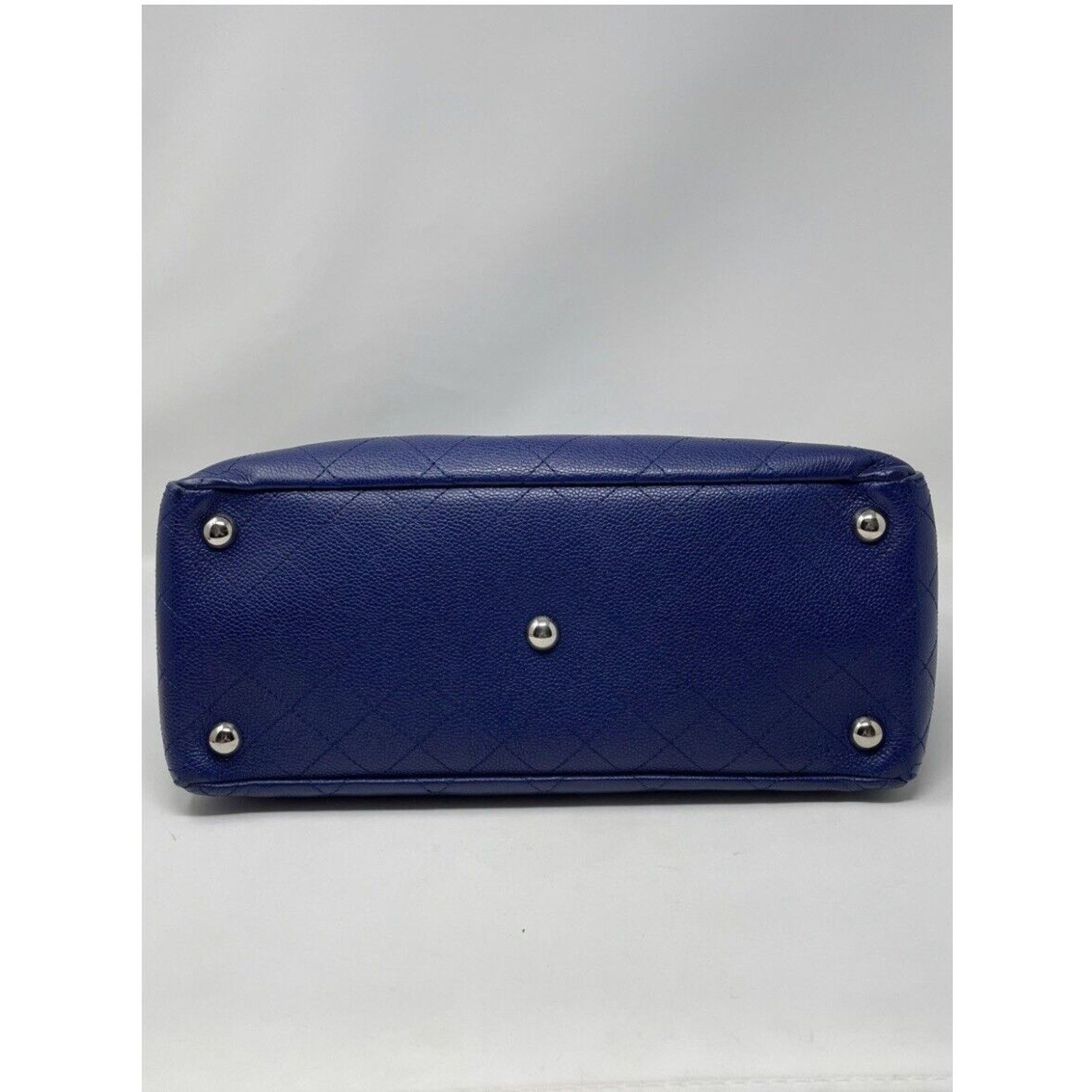 Chanel CHANEL Quilted Blue Caviar Leather Pocket Chain CC Charm Size ONE SIZE - 6 Thumbnail