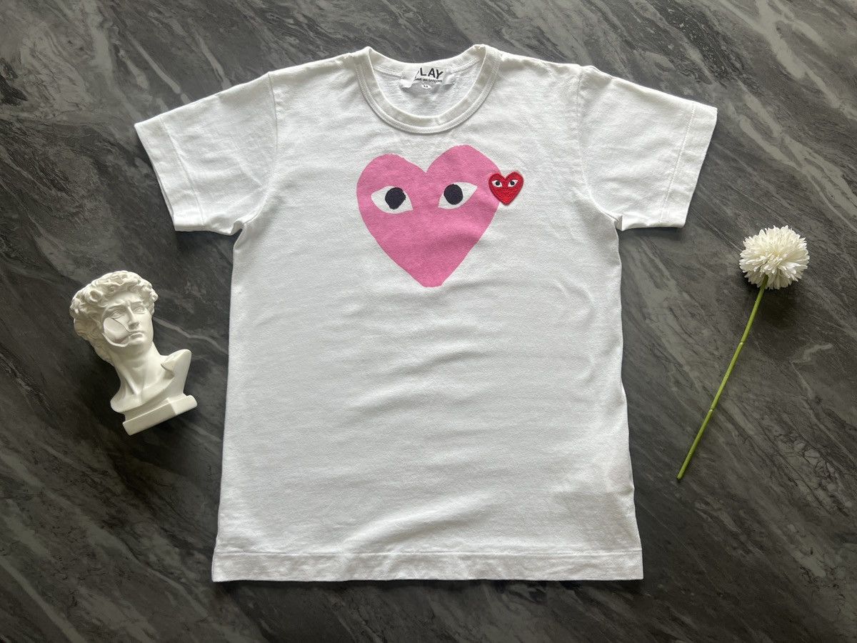 Comme des Garcons PLAY Comme de Garcons x Play : Center Pink & Red Embroider Heart Size M / US 6-8 / IT 42-44 - 2 Thumbnail