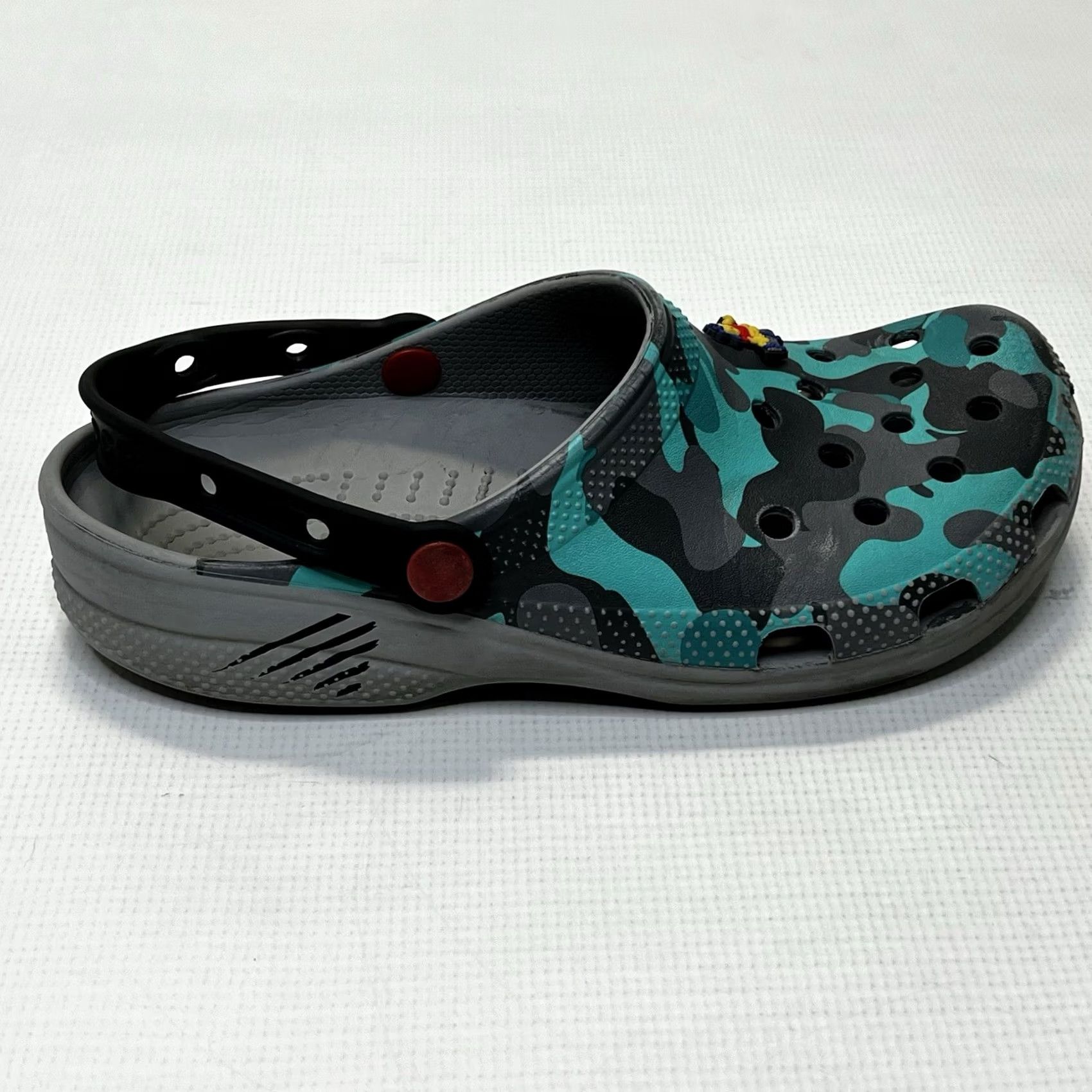 Crocs Disney Parks Star Wars Crocs Mandalorian Camo Clogs Size Mens 8 Womens 10 Adult Size ONE SIZE - 6 Thumbnail