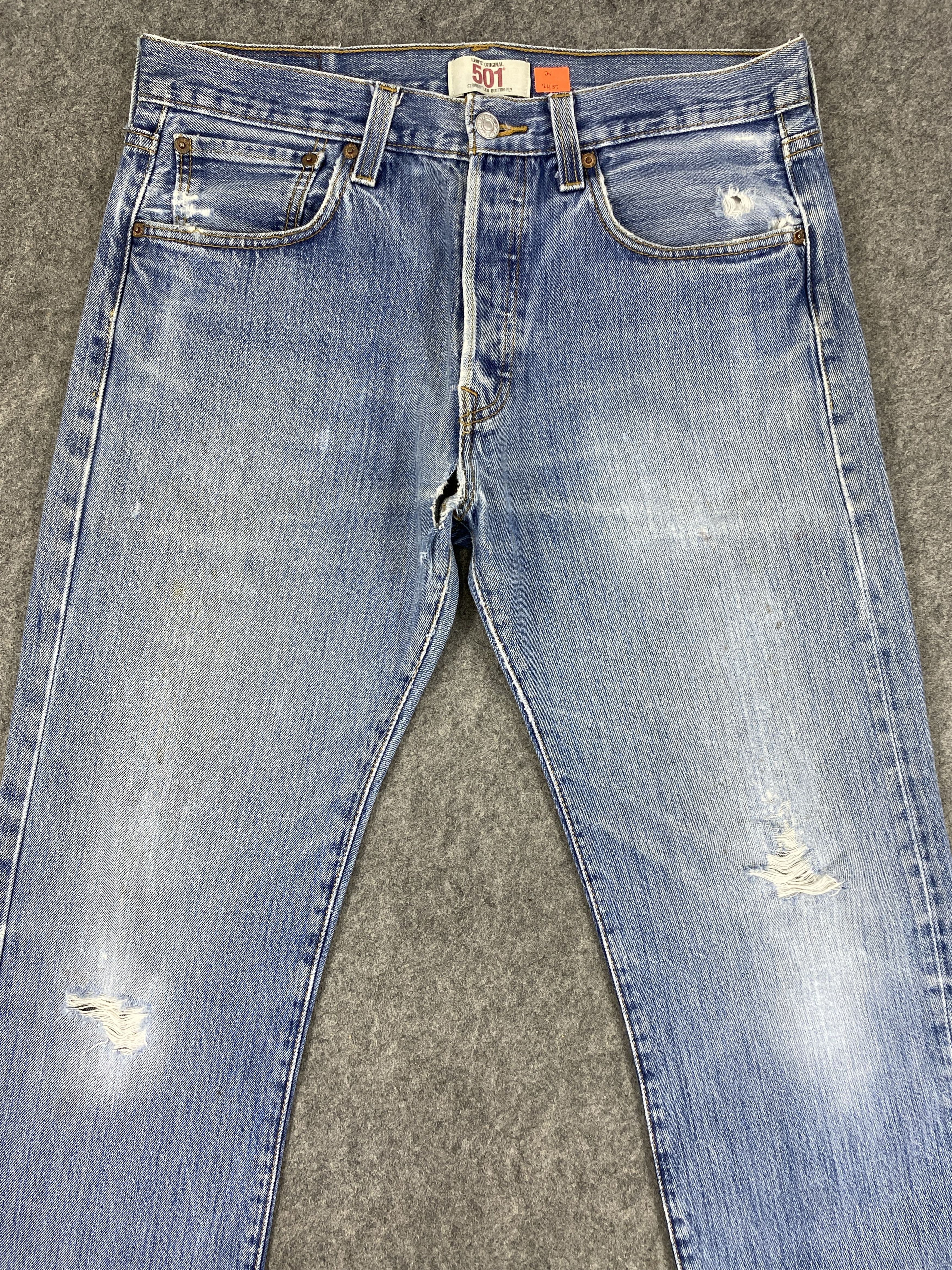 Levi's Distressed Blue Vintage Levi's 501 33x28.5 Denim -JN2435 Size US 33 - 3 Thumbnail