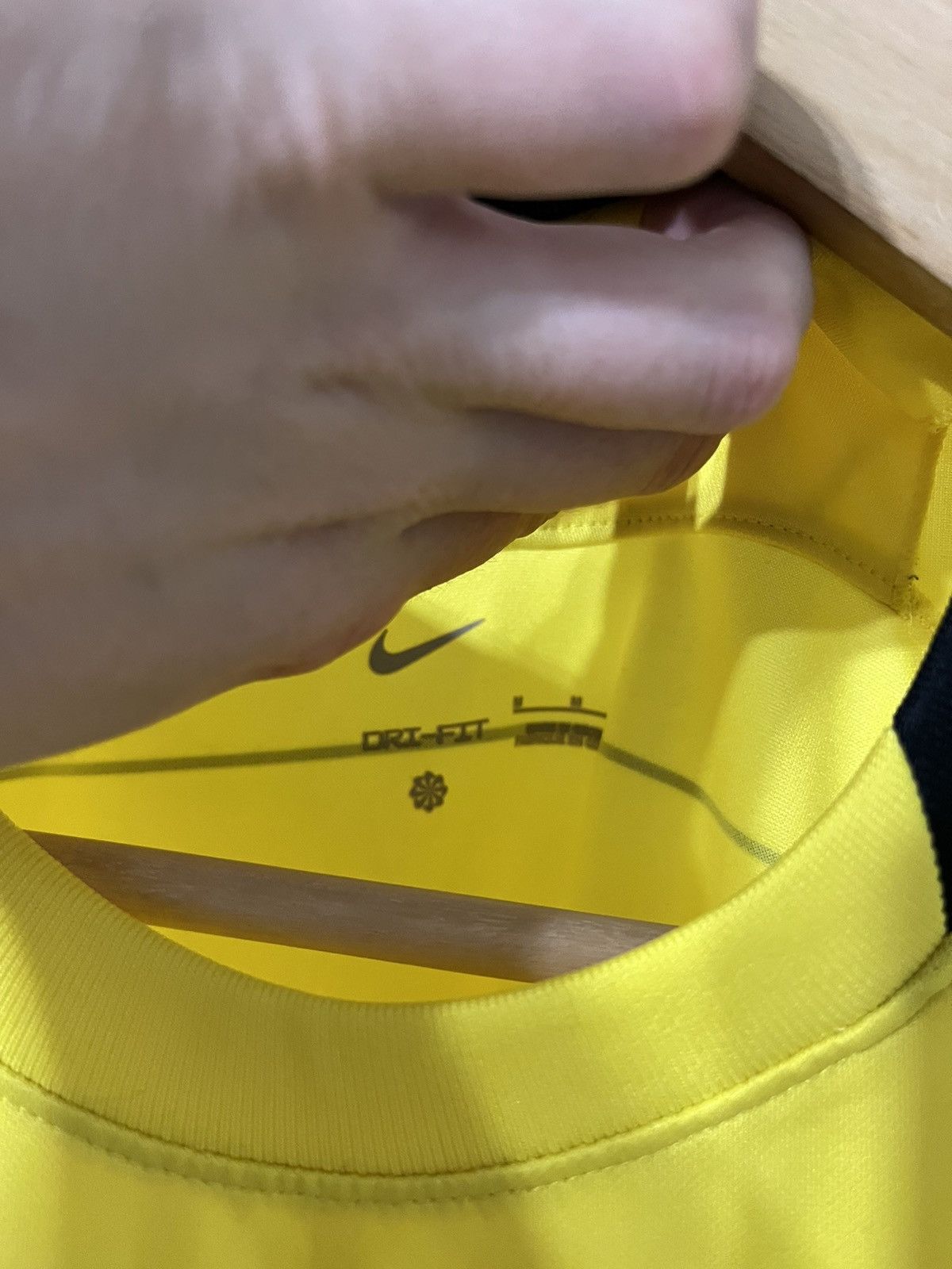 Nike Nike Chelsea 21/22 Away Jersey Size US M / EU 48-50 / 2 - 8 Thumbnail