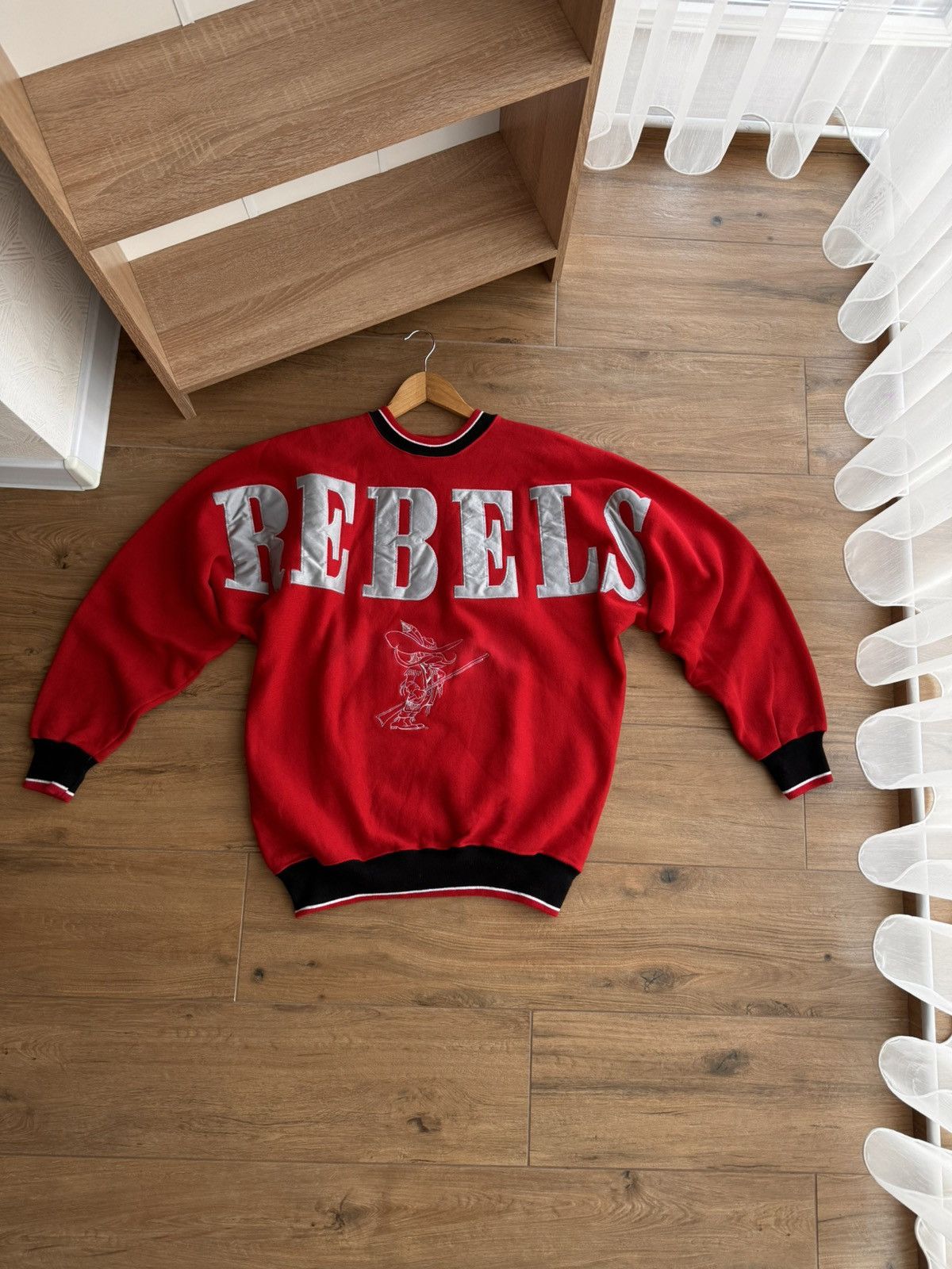 NHL × Vintage Vintage Rebels Red Druid Hockey by Legends Logo Sweatshirt Size US M / EU 48-50 / 2 - 1 Thumbnail