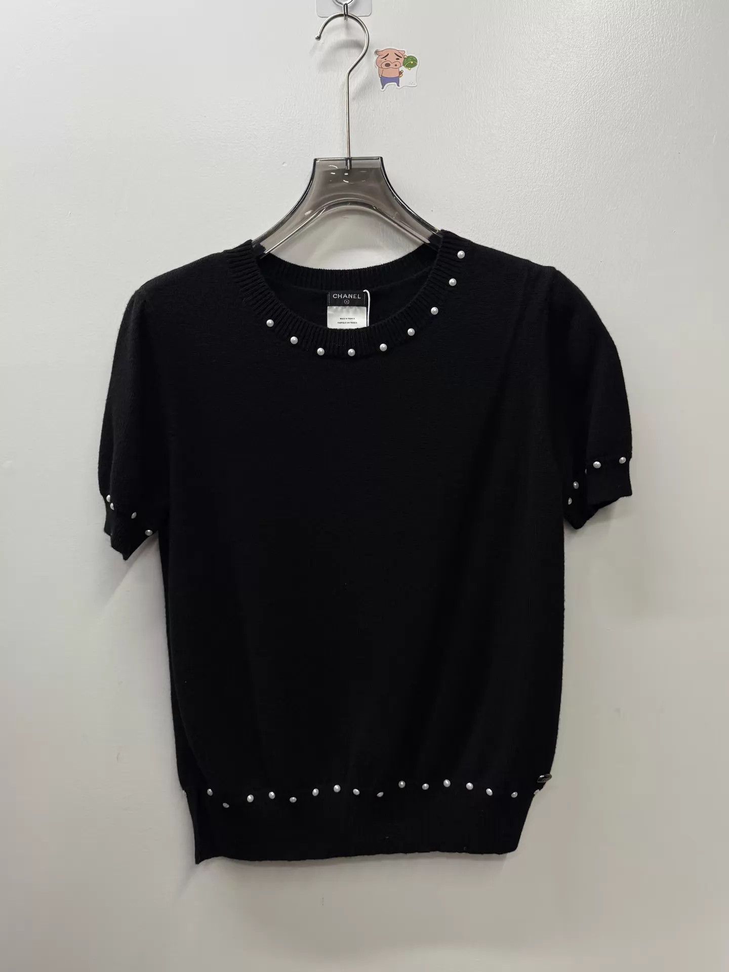 Chanel Chanel Black Pearl-Embellished Wool Short-Sleeve 38 Size S / US 4 / IT 40 - 1 Thumbnail