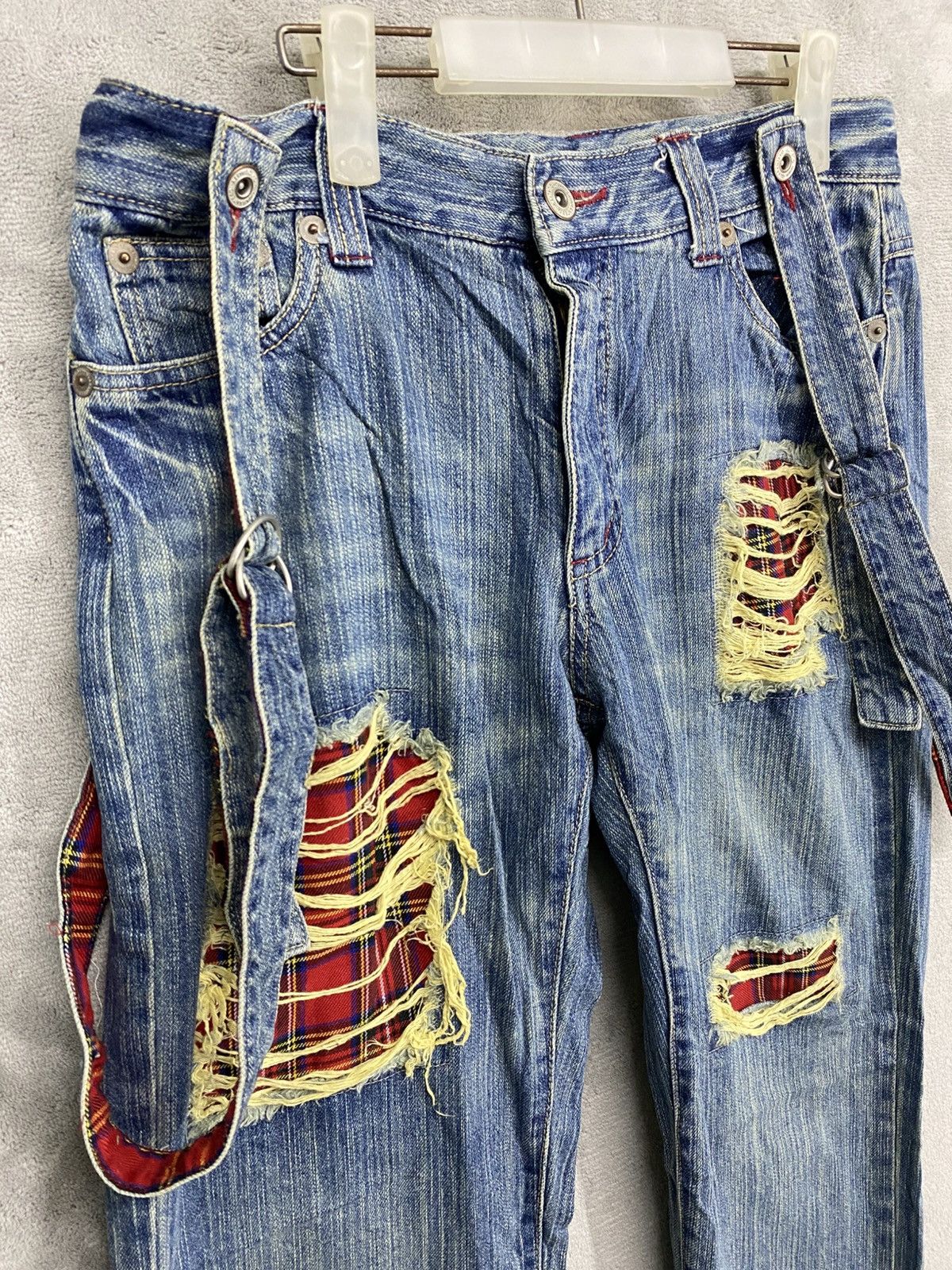If Six Was Nine VINTAGE CLEF DE SOL DENIM PATCHWORK SUSPENDED BELT PUNK Size US 32 / EU 48 - 4 Thumbnail