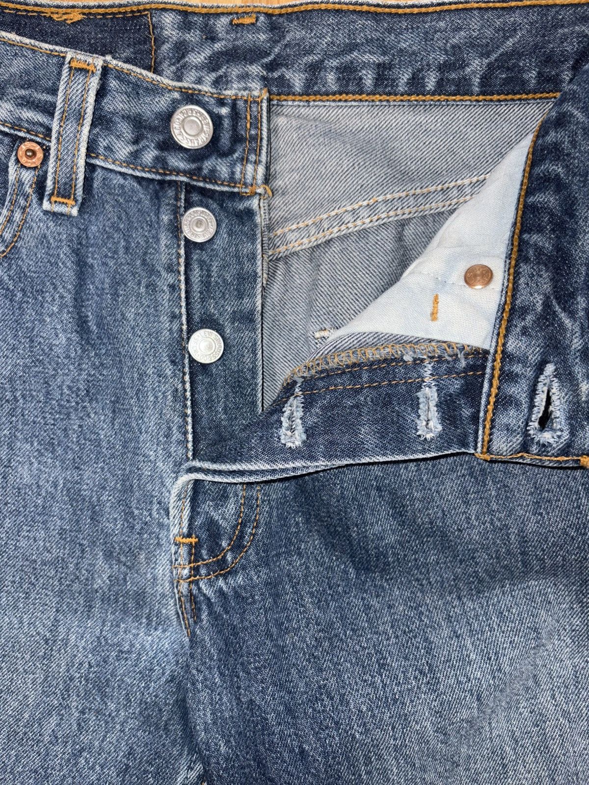 Levi's VTG 1998 Levi’s 501 For Women (6501) Made in USA W25 L32 Size 25" / US 0 / IT 36 - 4 Thumbnail