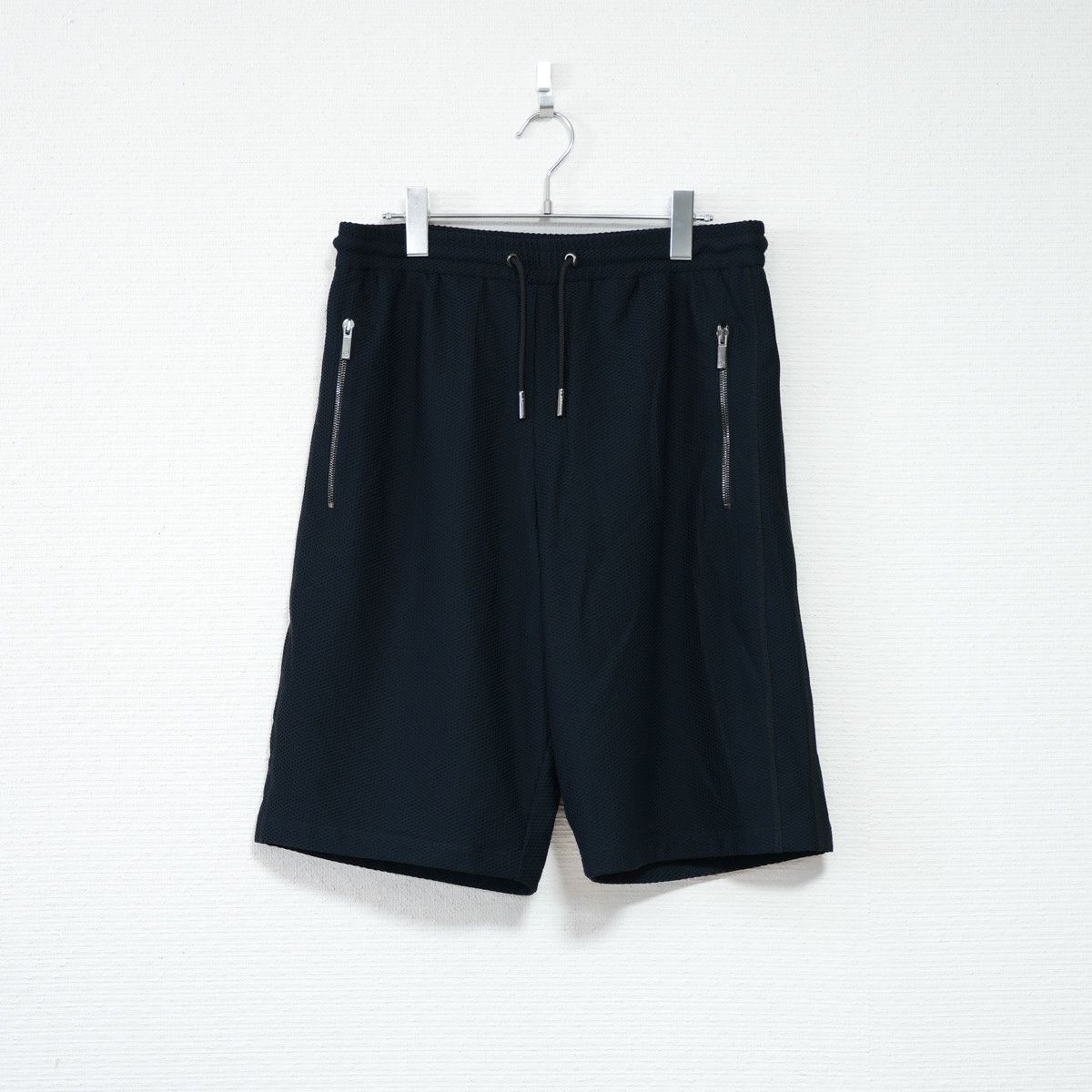 Giorgio Armani GIORGIO ARMANI 6HSP70 STRETCH HALF PANTS 46 NAVY Size US 30 / EU 46 - 1 Thumbnail