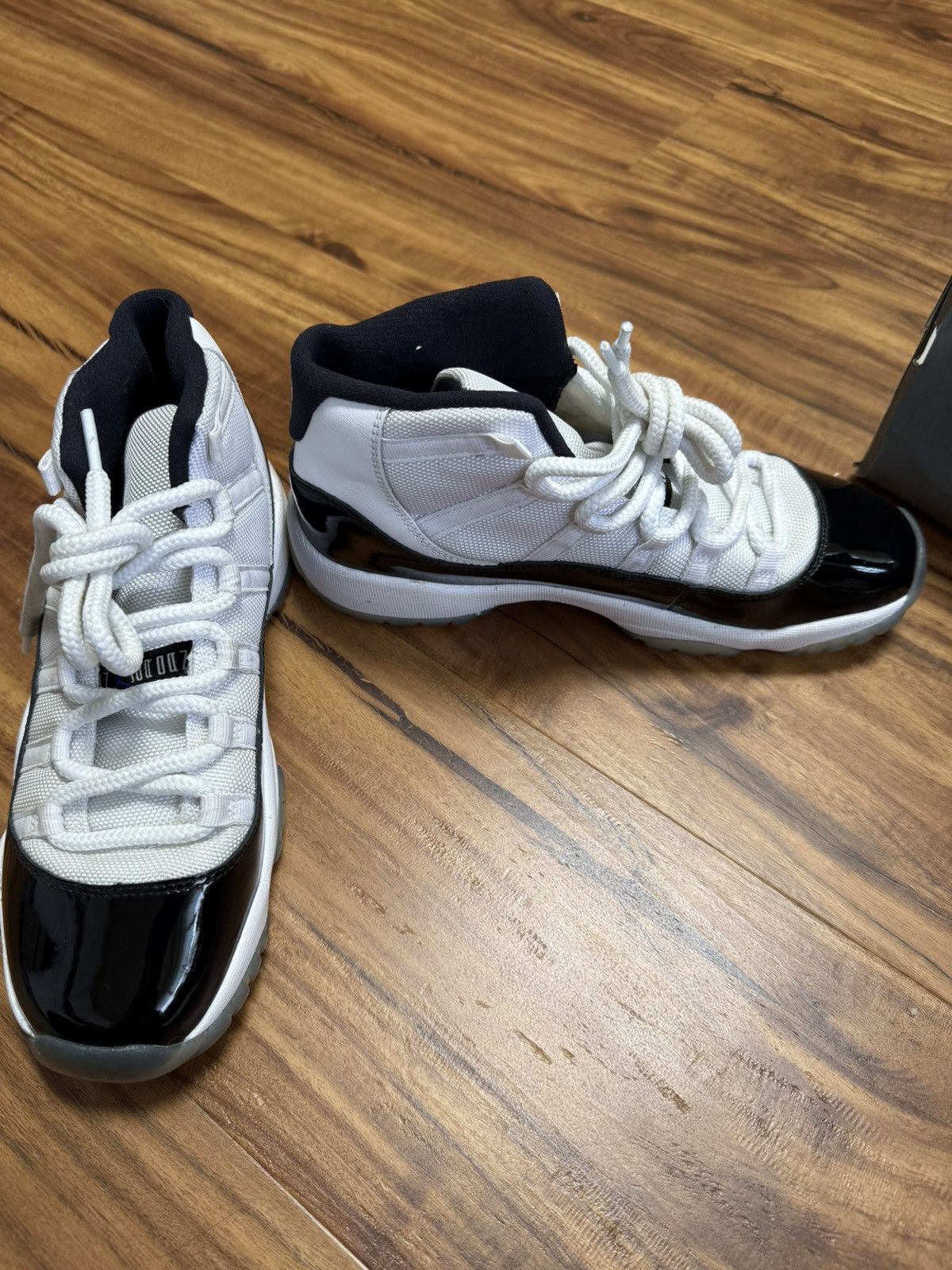 Jordan Brand Jordon 11 Retro Concords Size US 6 / EU 39 - 3 Thumbnail