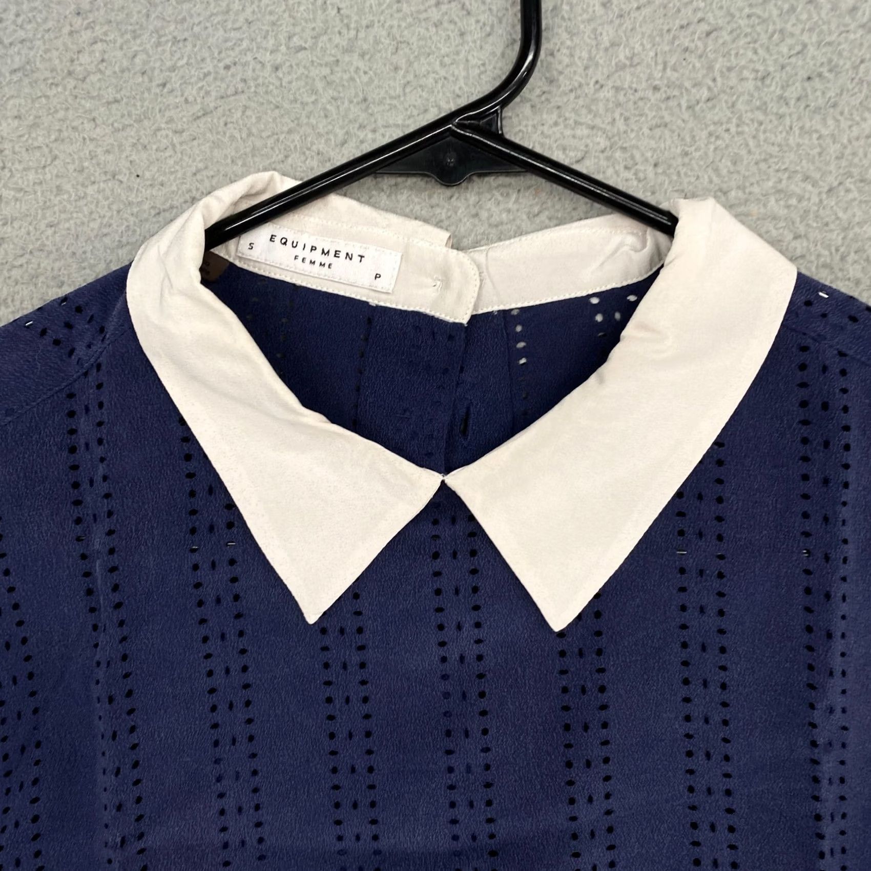 Equipment Equipment Silk Button Back Blouse Womens Small Blue 100% Silk Collar Long Sleeve Buttoned Classic Modern Office Casual Shirt Size S / US 4 / IT 40 - 4 Thumbnail