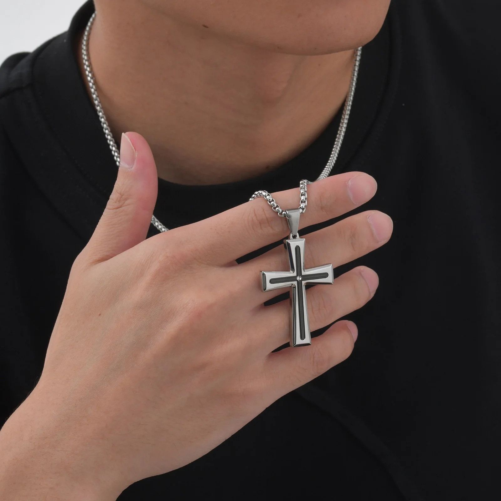 Jewelry Cross Necklace for Men Size ONE SIZE - 1 Thumbnail