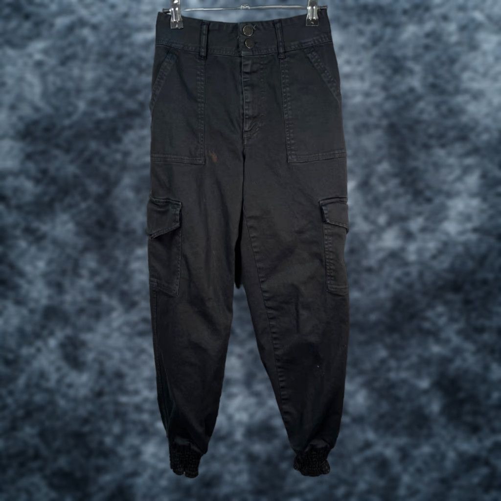 Alice + Olivia Alice + Olivia Womens Cargo Jogger Pants Black 25 Cotton Elastane Tapered High Rise Flat Front Elastic Cuff Adult Womens 90s? Size 42" / US 20 - 1 Thumbnail
