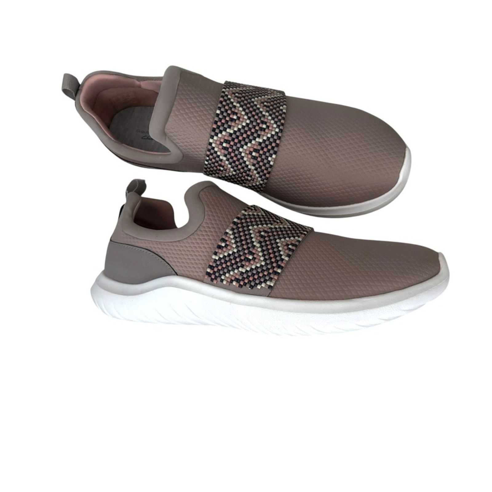 Clarks Clarks Women's Nova Way Sneaker Women's Slip-On Sneakers Size US 9.5 / IT 39.5 - 6 Thumbnail