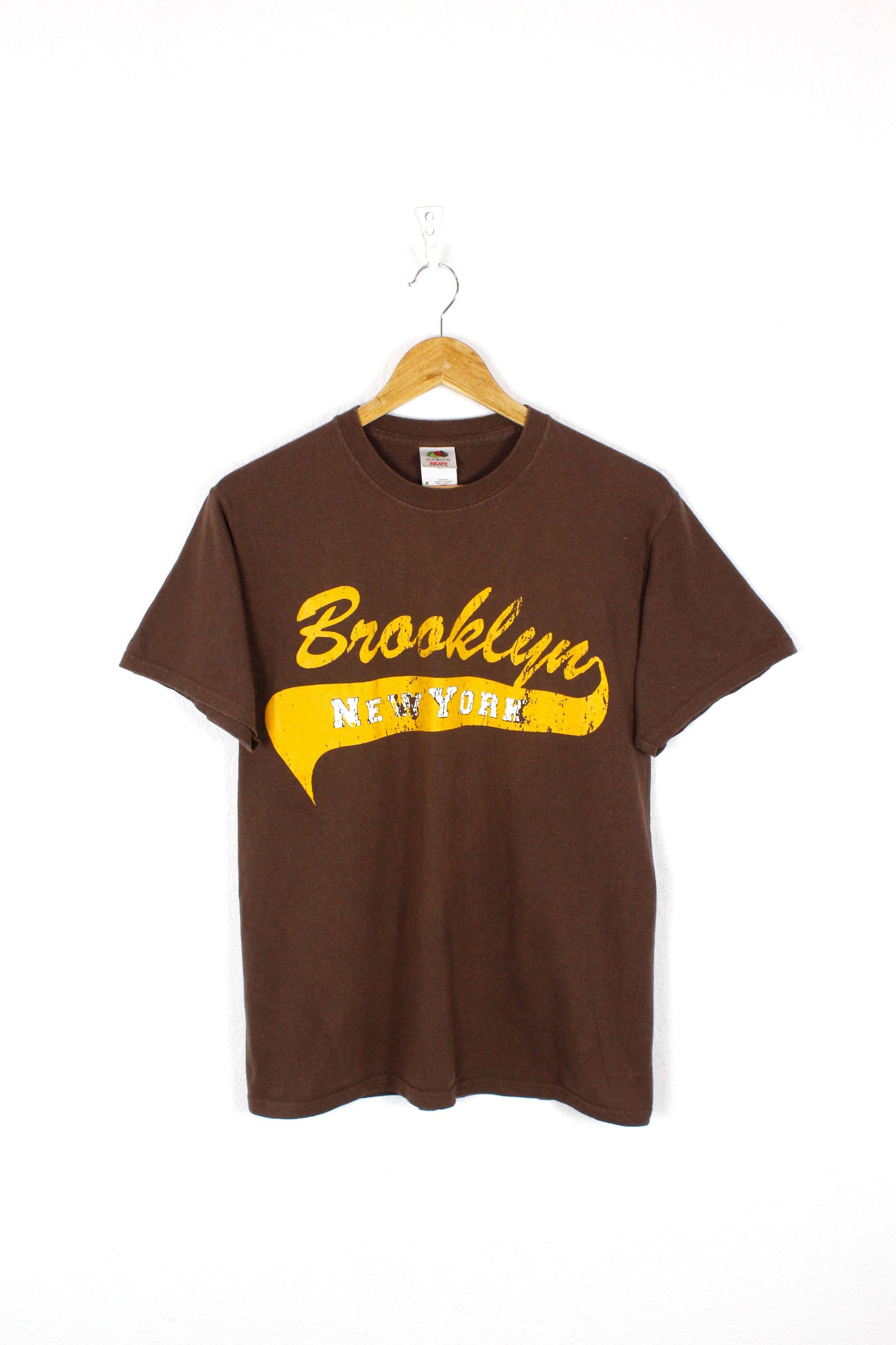 Vintage Vintage Brooklyn New York Graphic America Tee T-shirt 90s Size US M / EU 48-50 / 2 - 1 Thumbnail