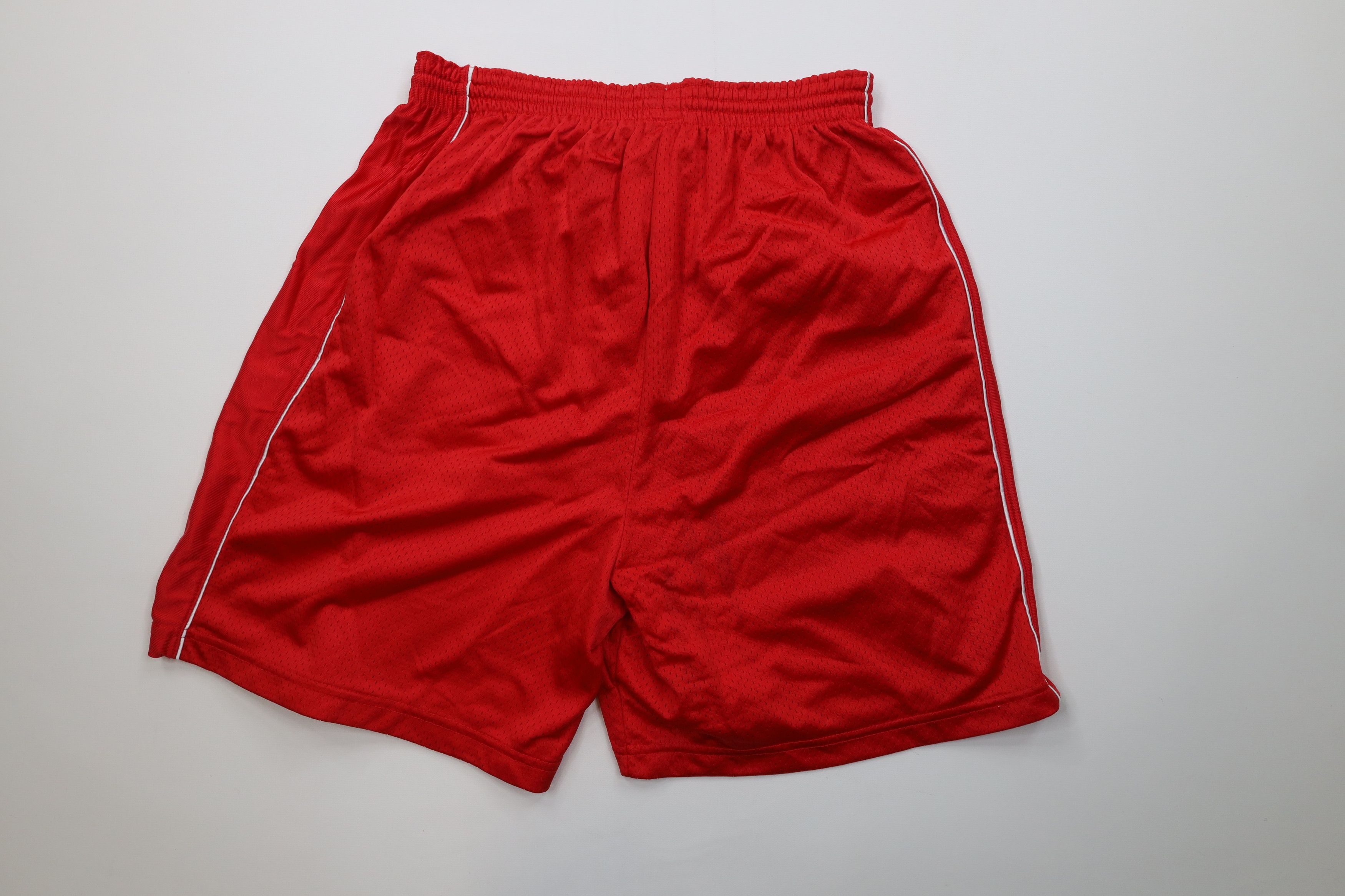 Champion Vintage 90s Champion Heavyweight Mesh Gym Basketball Shorts Size US 34 / EU 50 - 8 Thumbnail