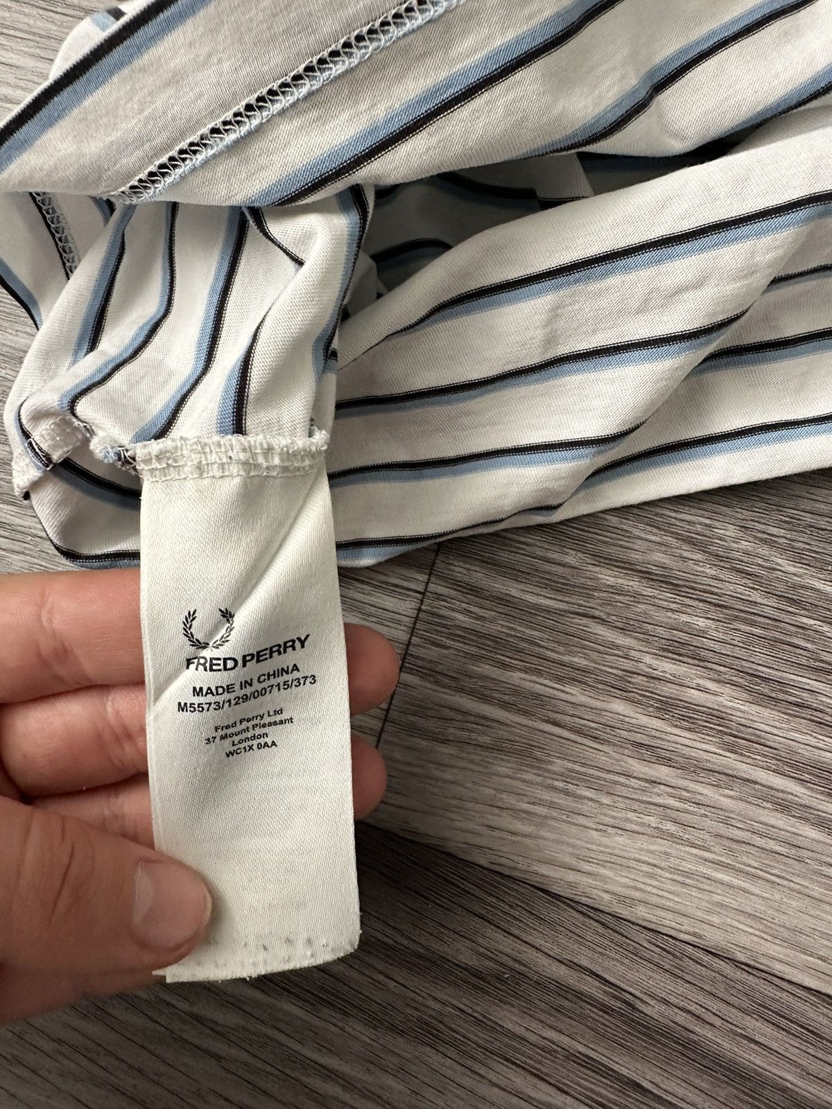 Fred Perry Fred Perry Striped T shirt white and blue size mens S Size US S / EU 44-46 / 1 - 5 Thumbnail