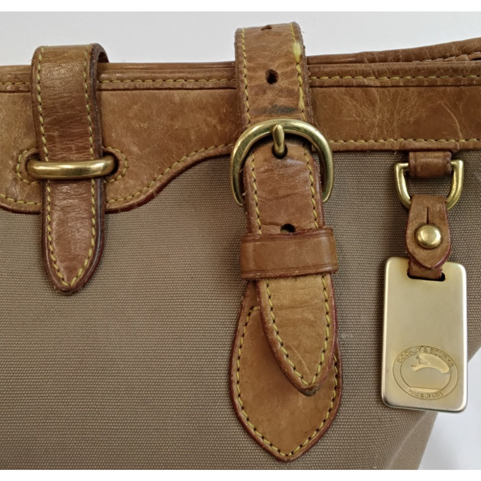 Dooney & Bourke Dooney & Bourke Canvas + Leather Shoulder Bag Brown VTG USA Size ONE SIZE - 7 Thumbnail