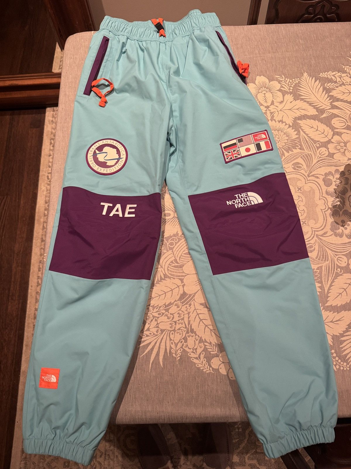 The North Face THE NORTH FACE TAE PANTS Size US 30 / EU 46 - 1 Thumbnail