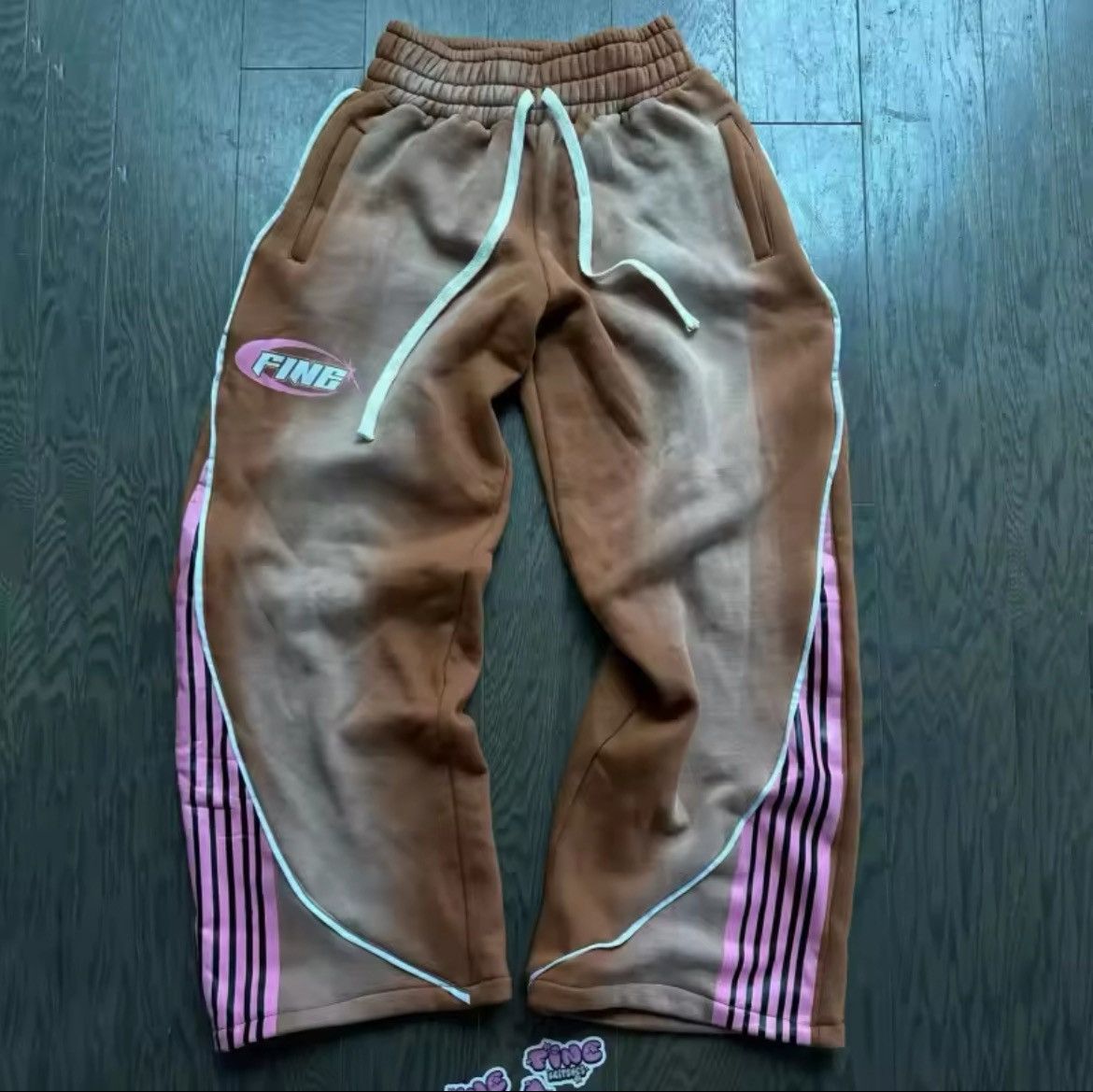 Vintage Baggy Jogging Pants Men And Women Y2K Size 40" / US 18 - 9 Thumbnail