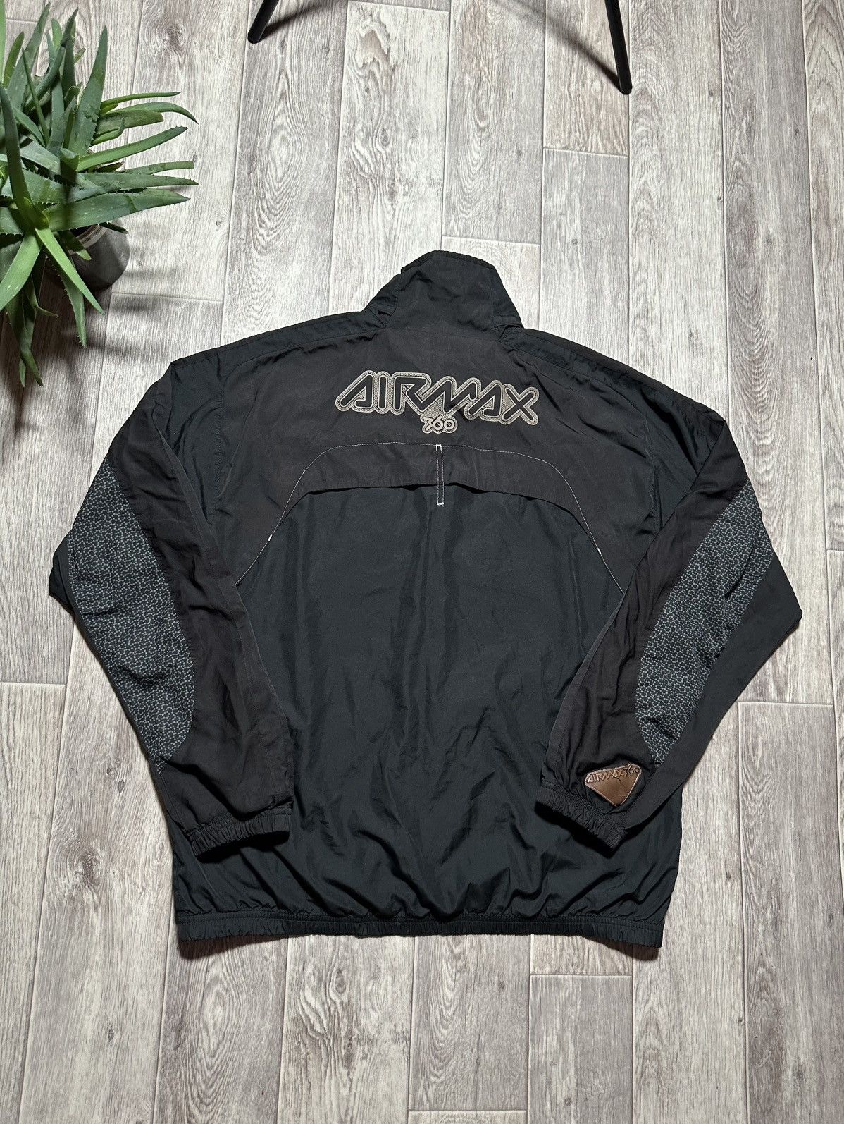 Nike Vintage Nike Air Max 360 Big Logo Jacket Drill Style y2k Size US L / EU 52-54 / 3 - 2 Thumbnail