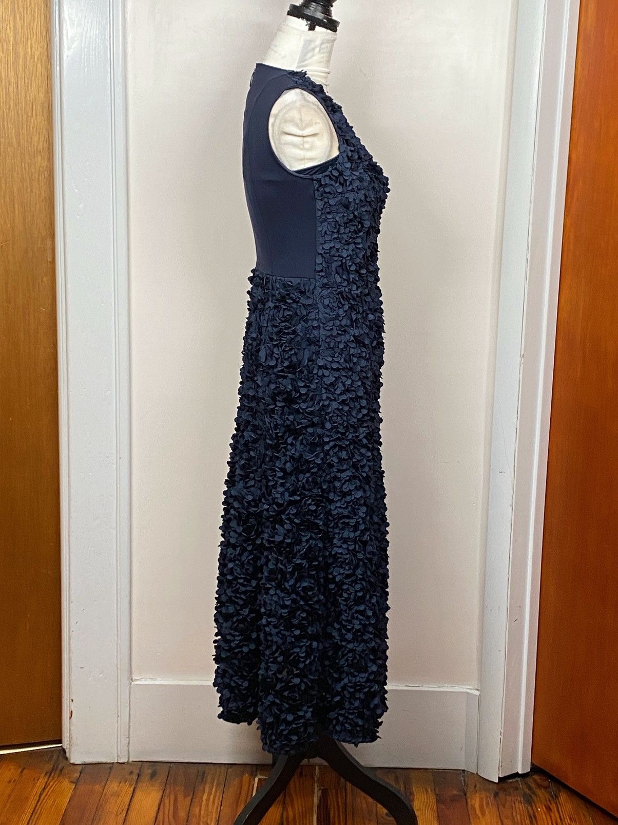 Akris Akris Petal 3D Appliqué Midi-Dress size 2 Size XS / US 0-2 / IT 36-38 - 6 Thumbnail