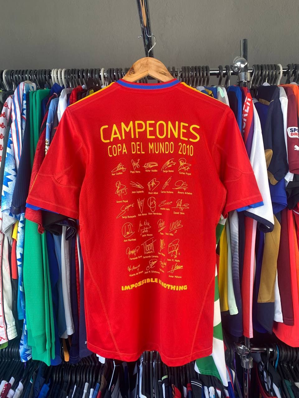 Adidas 2013/14 ADIDAS SPAIN TRAINING SOCCER FOOTBALL JERSEY SHIRT Size US L / EU 52-54 / 3 - 14 Thumbnail