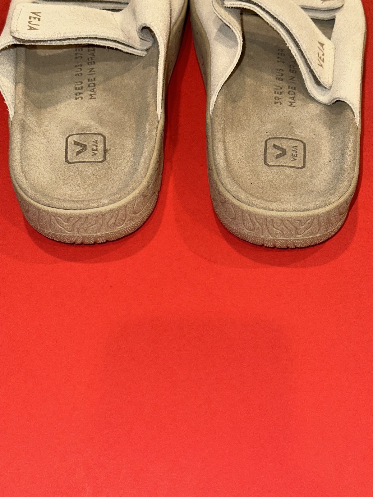 Veja Veja Etna Suede Slide Sandal Men’s Size 39 EU 8 US Cream Size US 8 / EU 41 - 4 Thumbnail