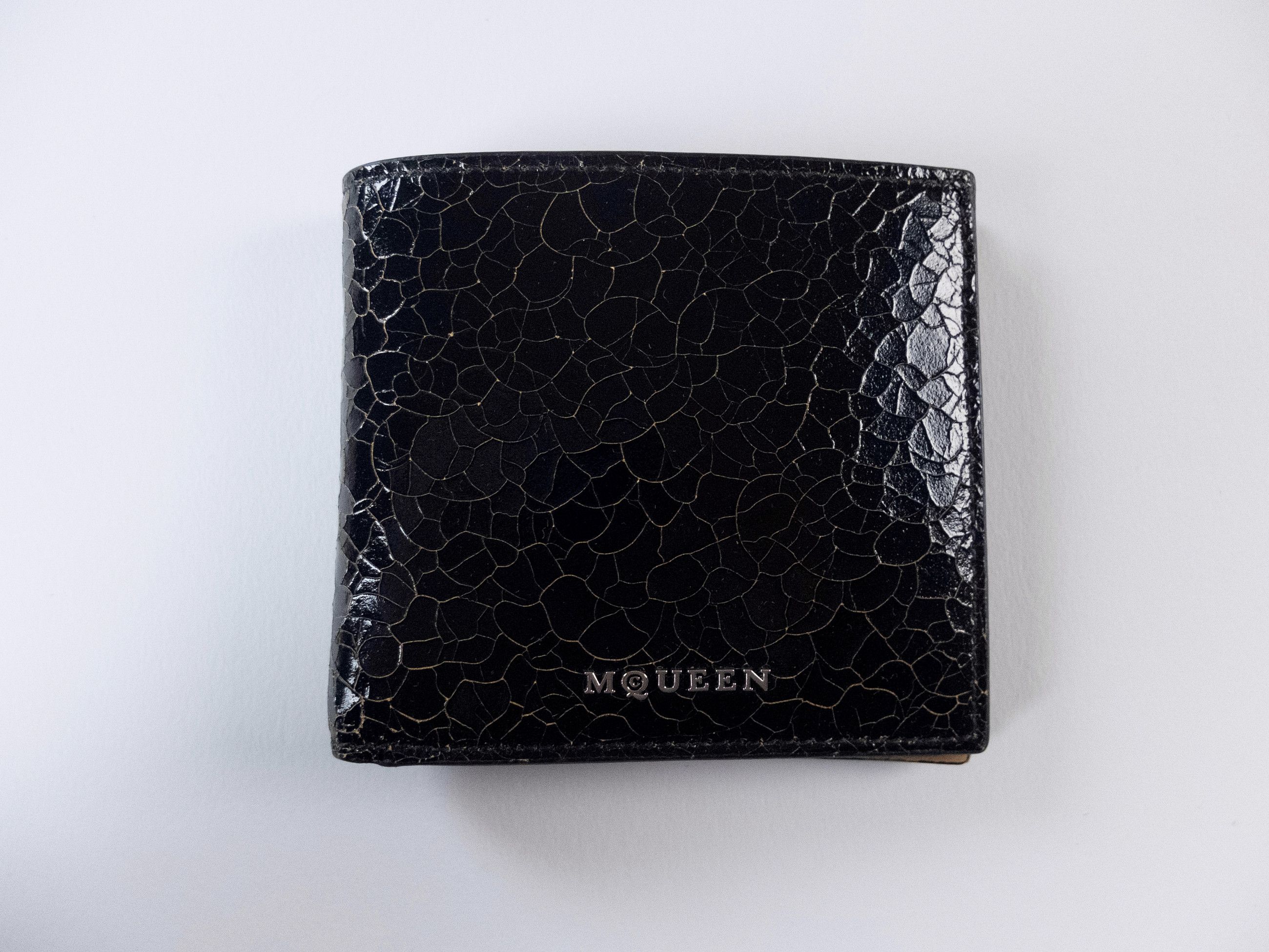 Alexander McQueen ALEXANDER MCQUEEN black cracked effect leather bifold wallet Size ONE SIZE - 1 Thumbnail