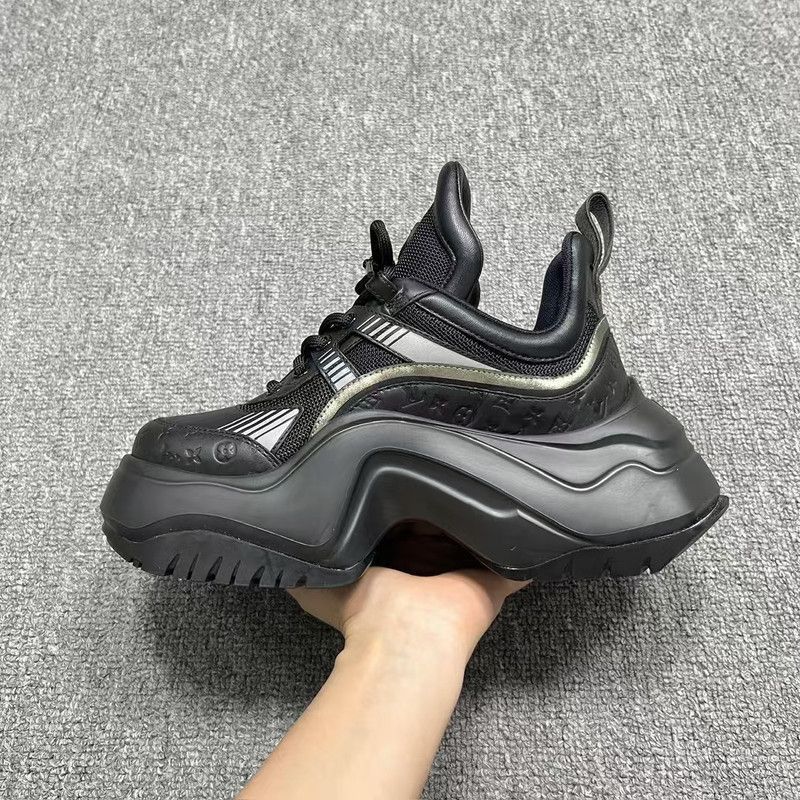 Louis Vuitton Louis Vuitton Chunky Low-Top Sneakers for Women -2505 Size US 6 / IT 36 - 7 Thumbnail
