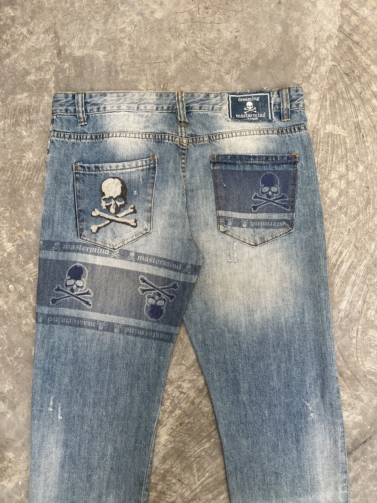 Mastermind Japan SS13 Mastermind Japan “Dreaming” Distressed Washed Jeans Size US 36 / EU 52 - 16 Thumbnail