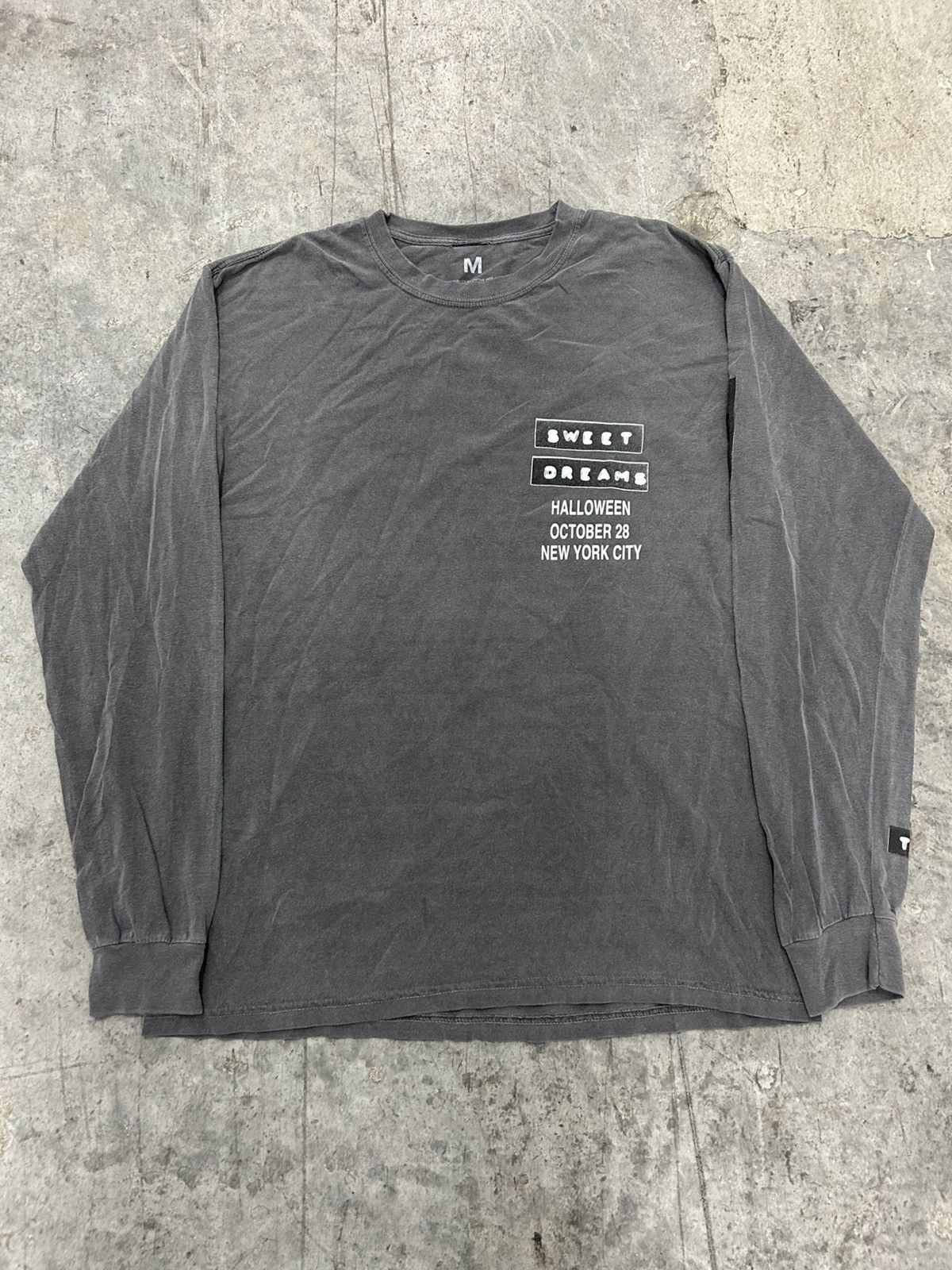 Travis Scott Travis Scott sweet dreams Halloween long sleeve RARE NY Size US M / EU 48-50 / 2 - 2 Thumbnail