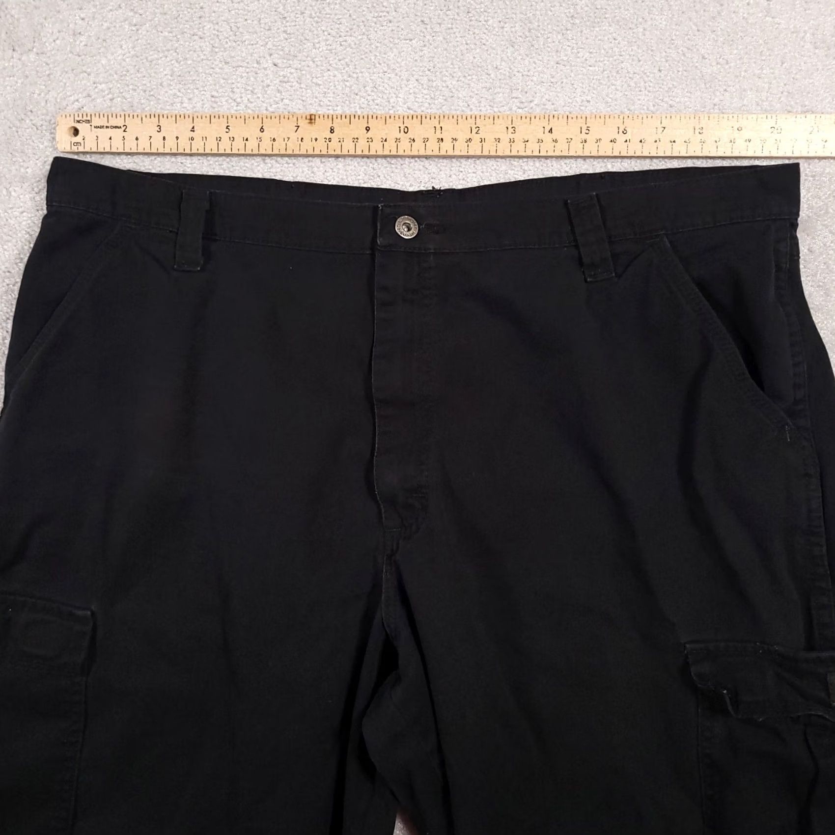 Wrangler Wrangler Regular Fit Cargo Pants Mens 40X30 Black Workwear Straight Fit Size US 40 / EU 56 - 7 Thumbnail