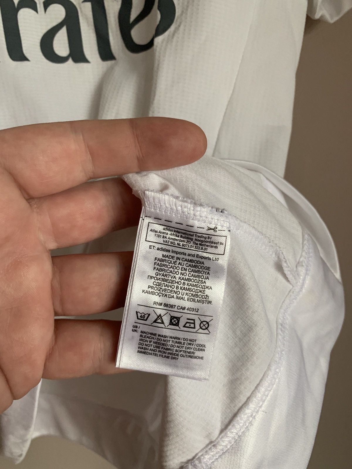 Adidas Real Madrid 2015 Home Football Shirt Adidas Soccer Jersey M Size US M / EU 48-50 / 2 - 19 Thumbnail