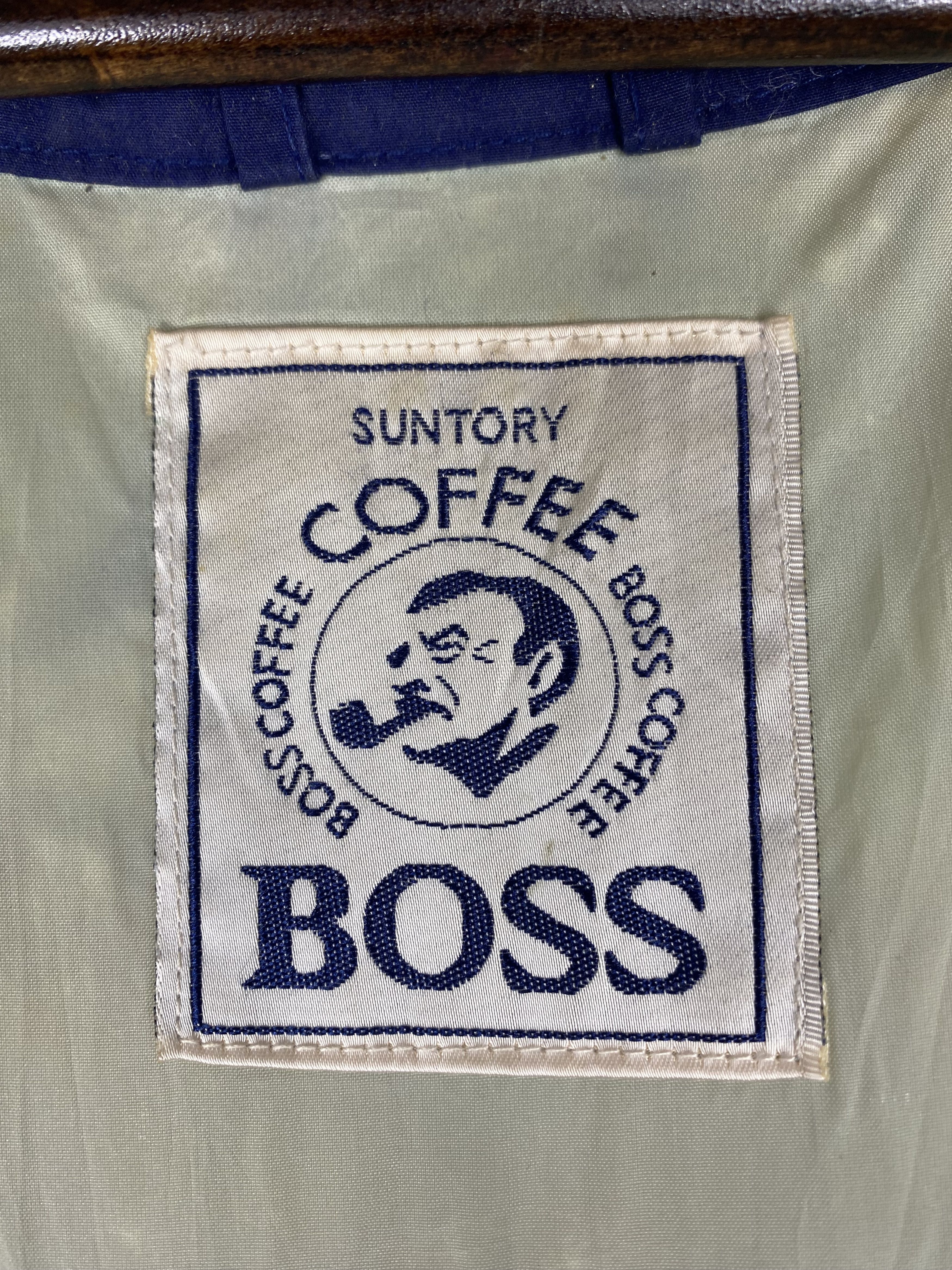 Japanese Brand Vintage Suntory Boss Coffee Puffer Jacket DJ783 Size US M / EU 48-50 / 2 - 9 Thumbnail