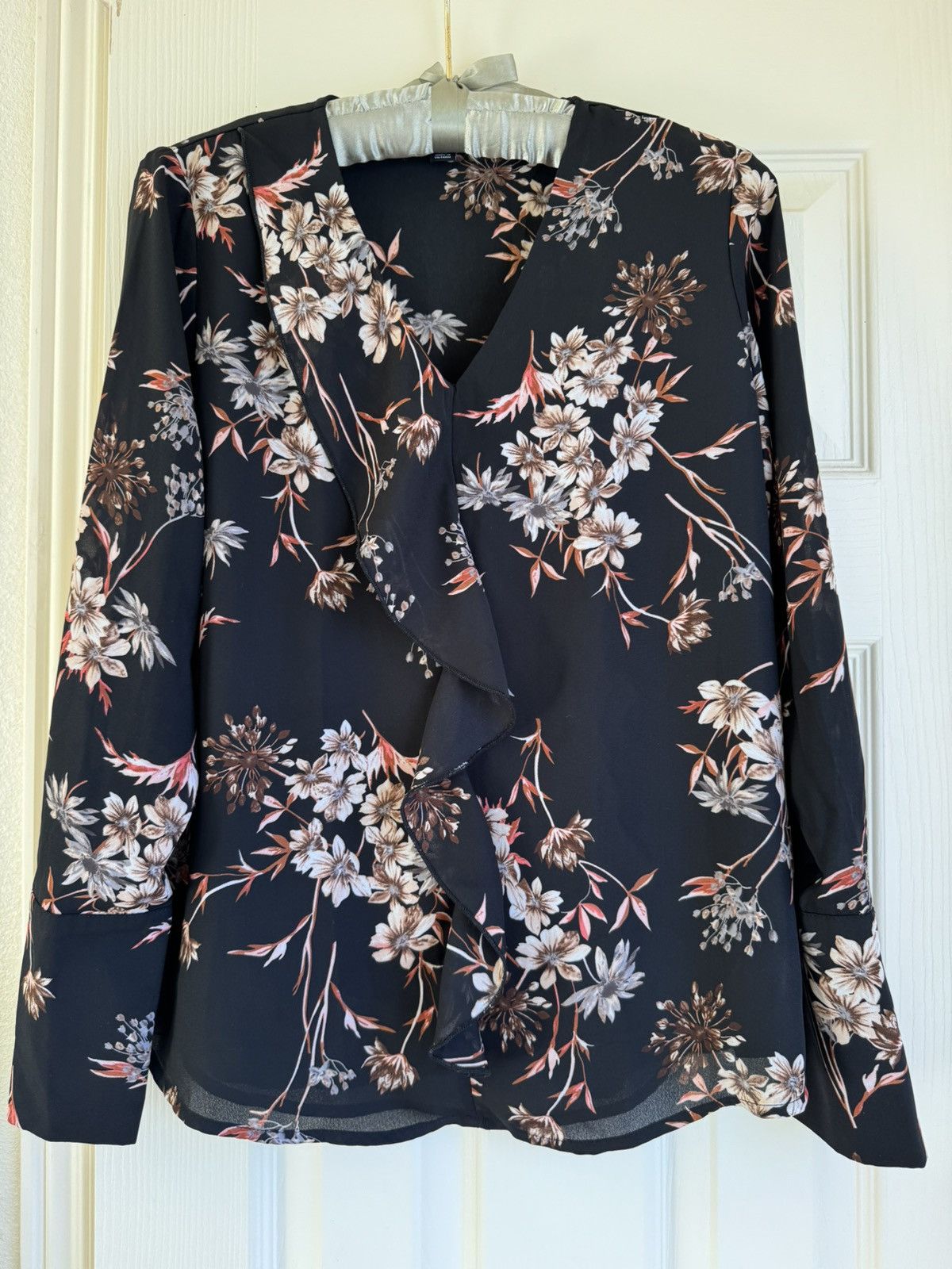 Vintage Roz & Ali women’s XS floral black romantic one sided ruffle Size XS / US 0-2 / IT 36-38 - 9 Thumbnail