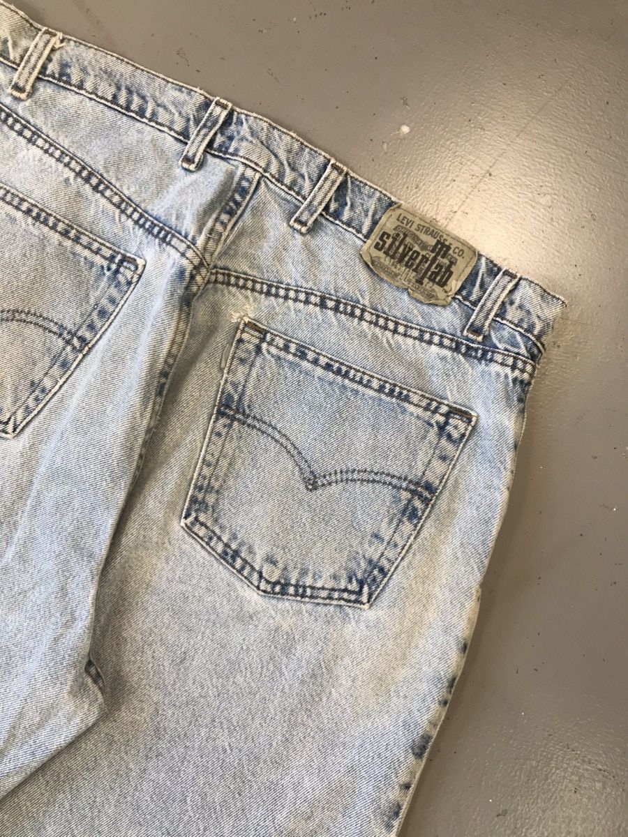 Levi's Vintage Levi’s silvertab loose fit denim jort Size US 37 - 8 Thumbnail