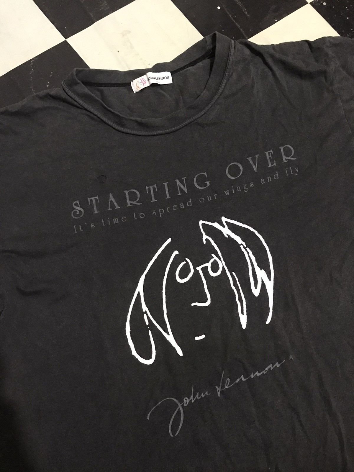 Band Tees × Vintage VINTAGE 90s JHON LENNON STARTING OVER TSHIRT Size US L / EU 52-54 / 3 - 2 Thumbnail