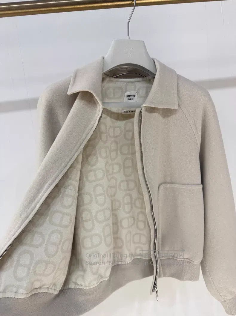 Hermes Hermes Beige thin cashmere short jacket, zipper lining wit Size XXS / US 00 / IT 34 - 4 Thumbnail
