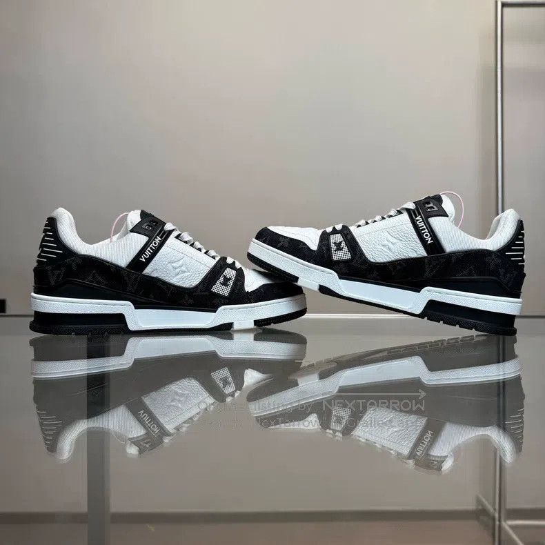 Louis Vuitton Louis Vuitton Trainer Black and White Denim shoes Size US 7 / EU 40 - 6 Thumbnail