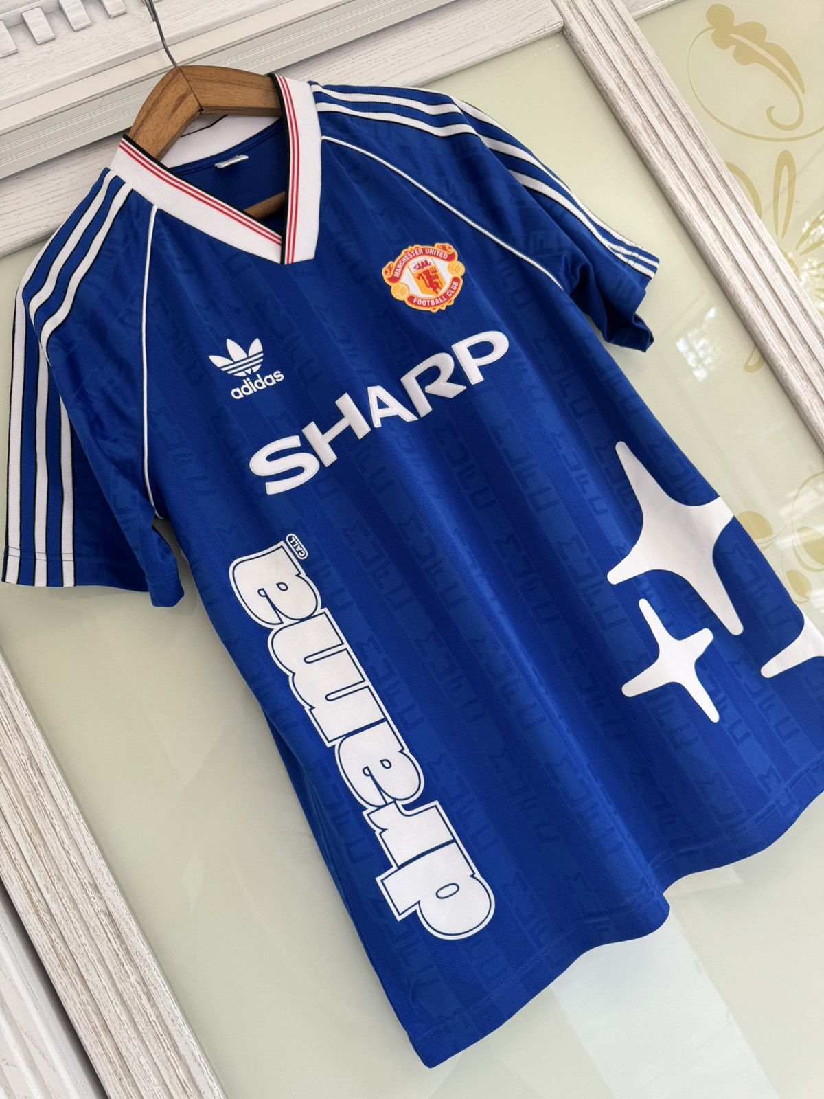 Adidas Manchester United x Drama Call Sharp Soccer Jersey Kit Shirt Size US M / EU 48-50 / 2 - 4 Thumbnail