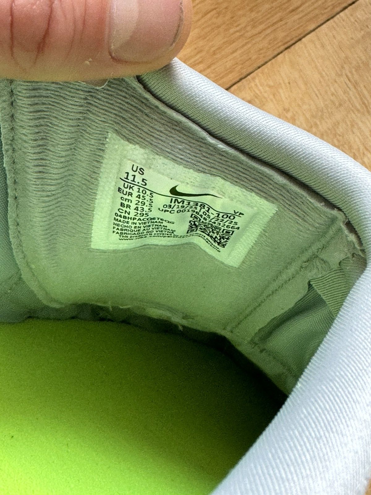 Palace Nike x Palace Total 90 3 Size US 11.5 / EU 44-45 - 7 Thumbnail
